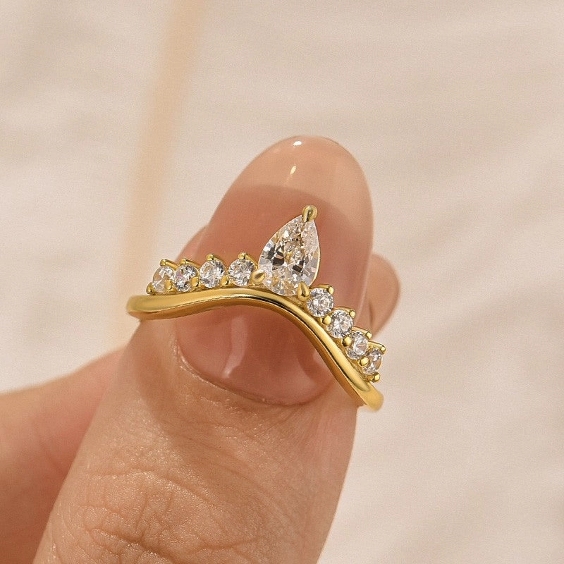 Timeless Match Luxury Line 0.7Ct Curved Crown Shaped Wedding Band In Sterling Silver