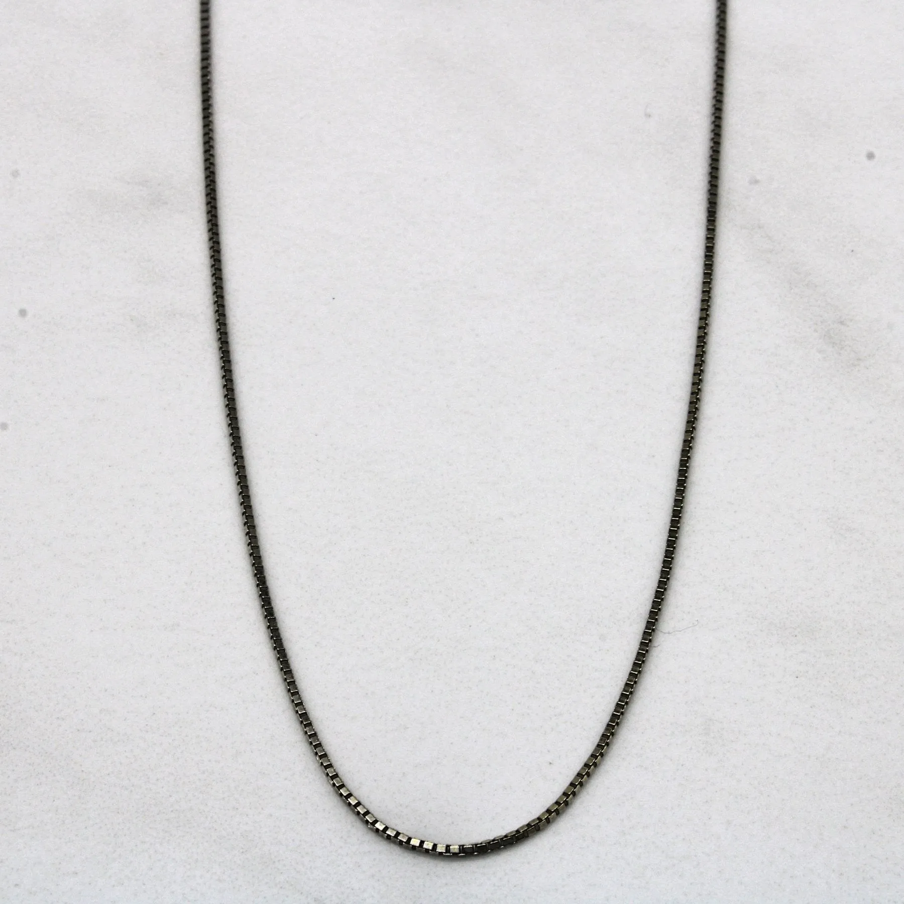 Radiant Appeal Elegant Touch 10k White Gold Box Link Chain | 18" |