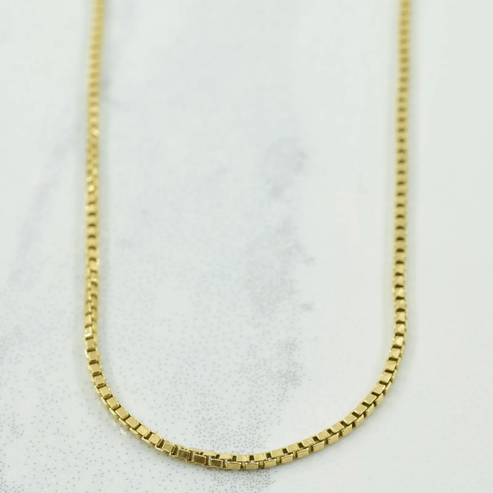 Sleek Highlight 10k Yellow Gold Box Chain | 24" |