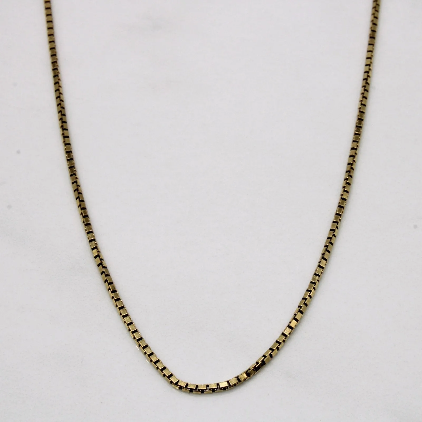 Elegant Features Classic Charm 10k Yellow Gold Box Chain | 24" |