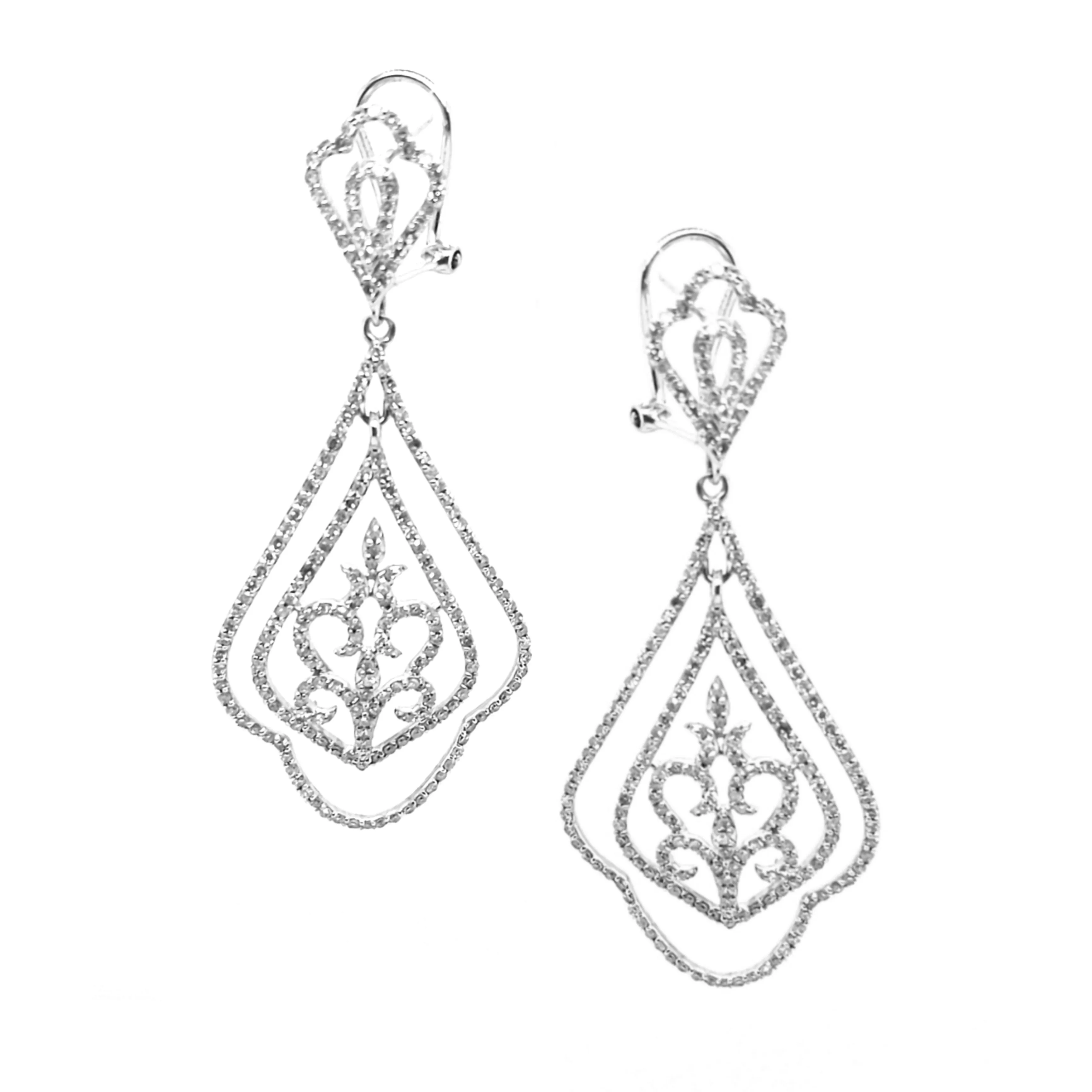 Geometric Item 14K Gold And Diamond Hanging Earring