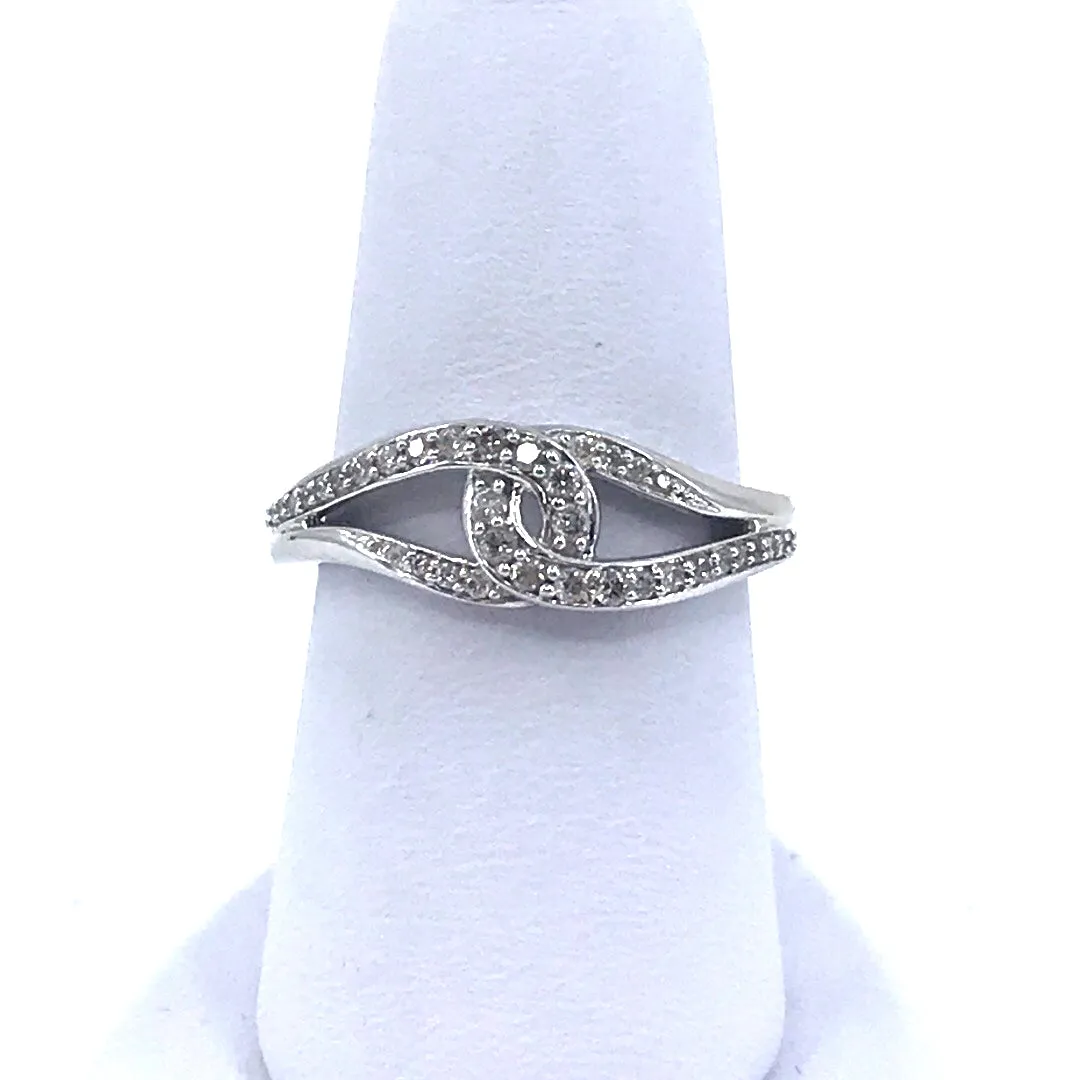 14K White Gold And Diamond Ring See Through Luxury Jewelry