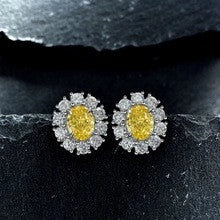 Versatile Craft 2.0Ct Oval Cut Women Flower Shape Stud Earrings In Sterling Silver