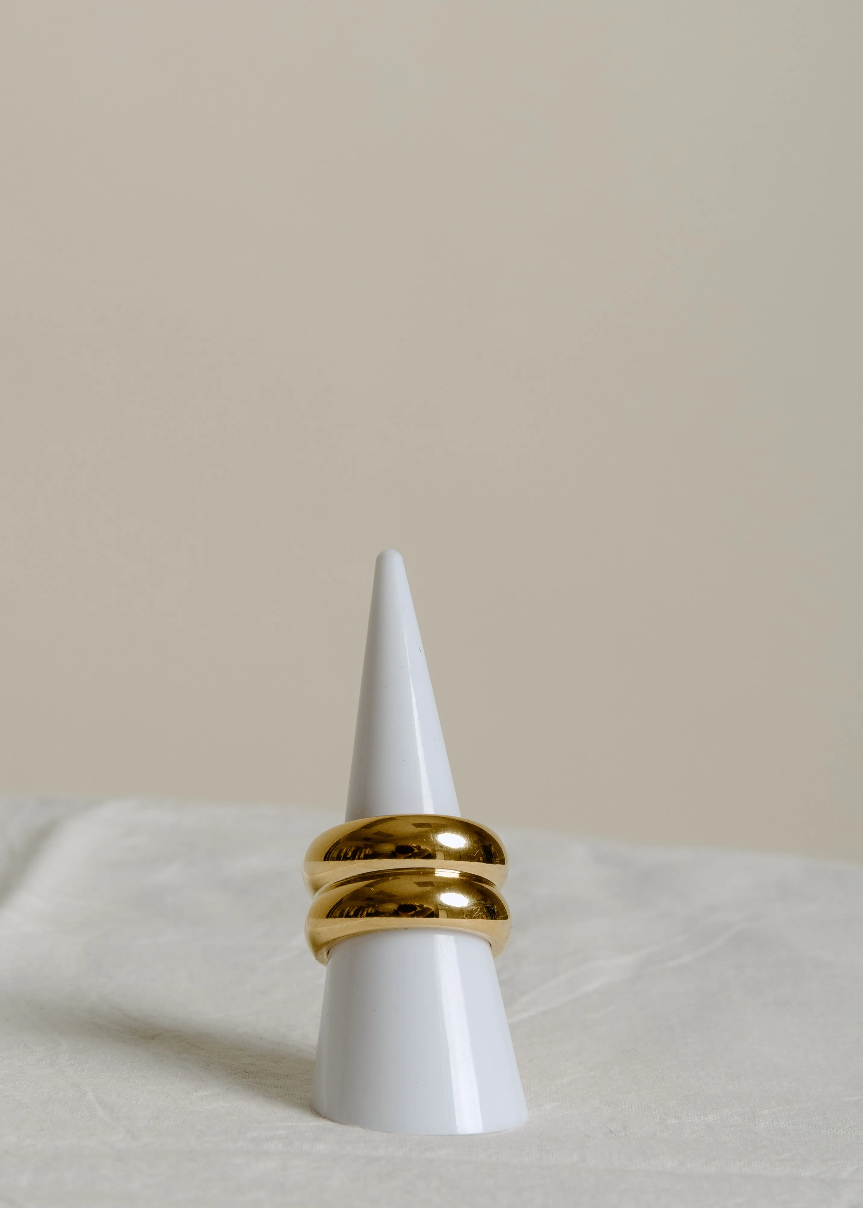 Delicate Item Alana Ring