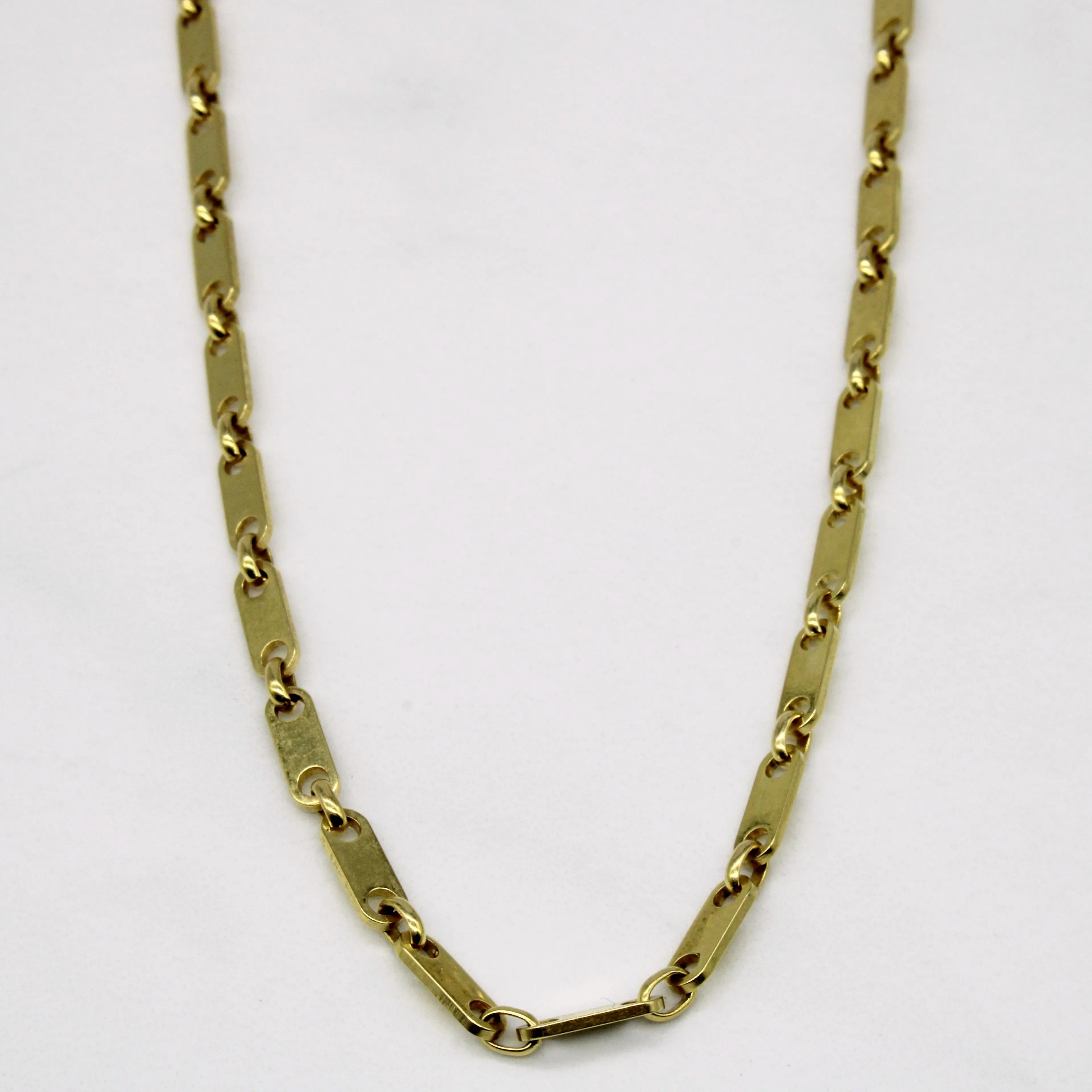 Muted Elegance Close Focus 14k Yellow Gold Modified Anchor Link Chain | 20" |