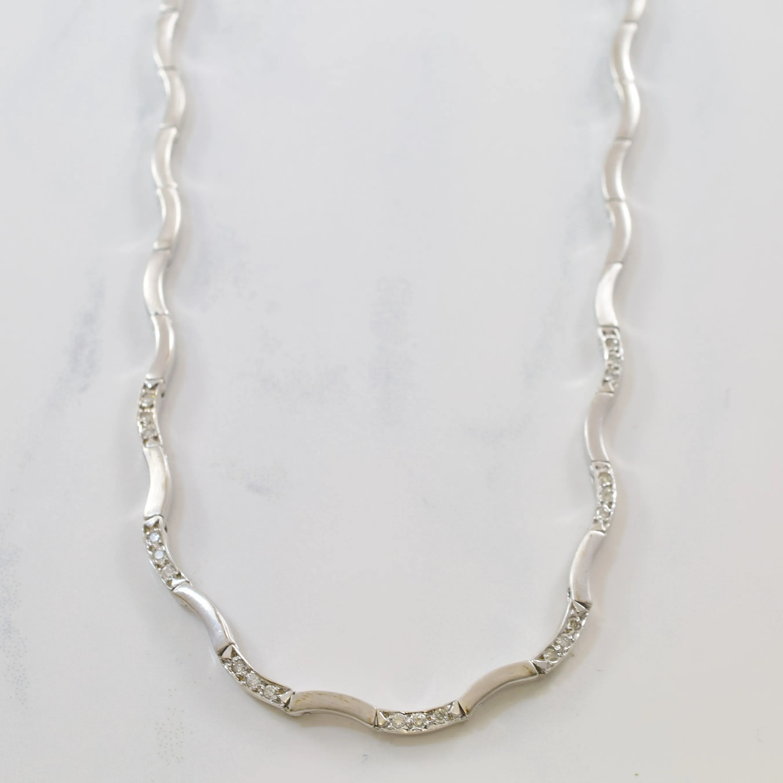 Wavy Diamond Necklace | 0.21ctw | 16" | Textured Detail