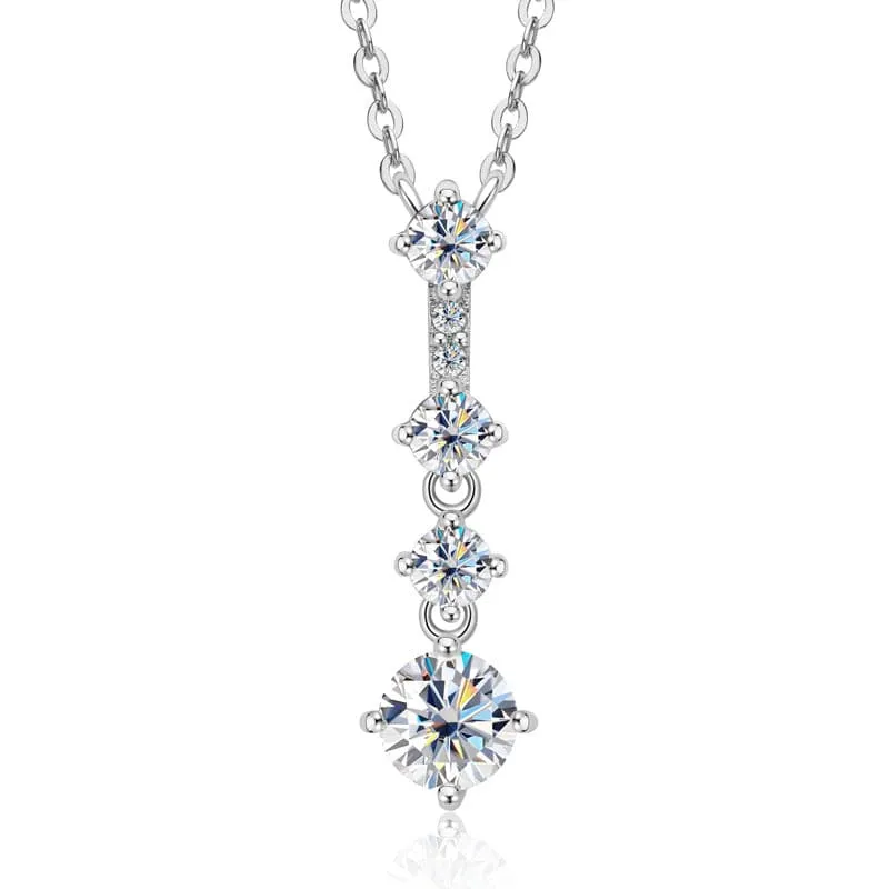 Louily Special Round Cut Moissanite Pendant Necklace Luxury Shine