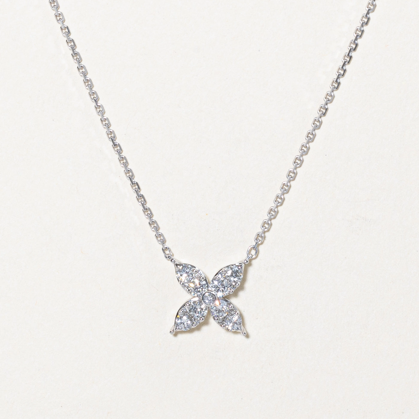 Dainty Detail Diamond Flower Pendant Necklace | 0.50ctw | 18" |