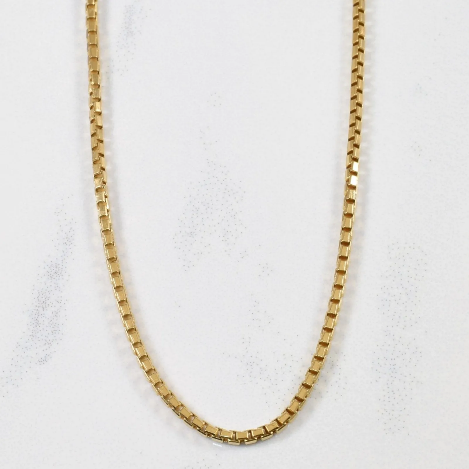 Seasonal Shine 10k Yellow Gold Box Chain | 20" |