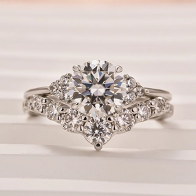 Exclusive Sparkle Statement Touch Classic Moissanite 1.2 CT Round Cut Wedding Ring Set With Curved Design Wedding Band