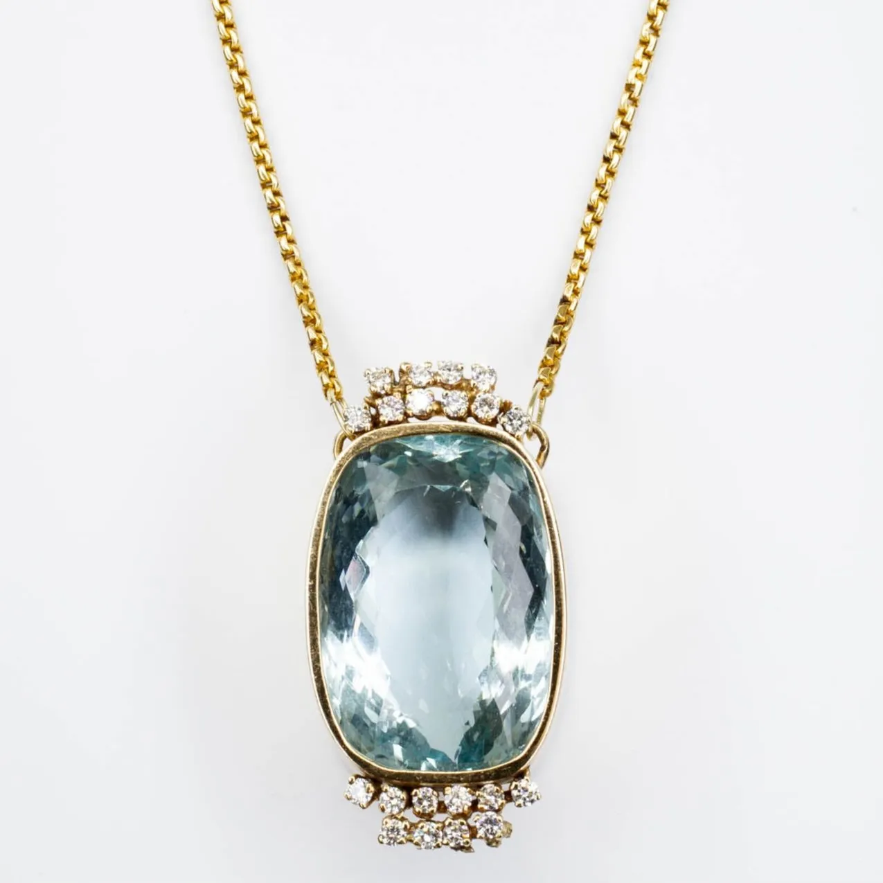 45.00ct Aquamarine and Diamond Necklace | 45.00ct 1.00ctw | 28" Signature Touch Subtle Twist