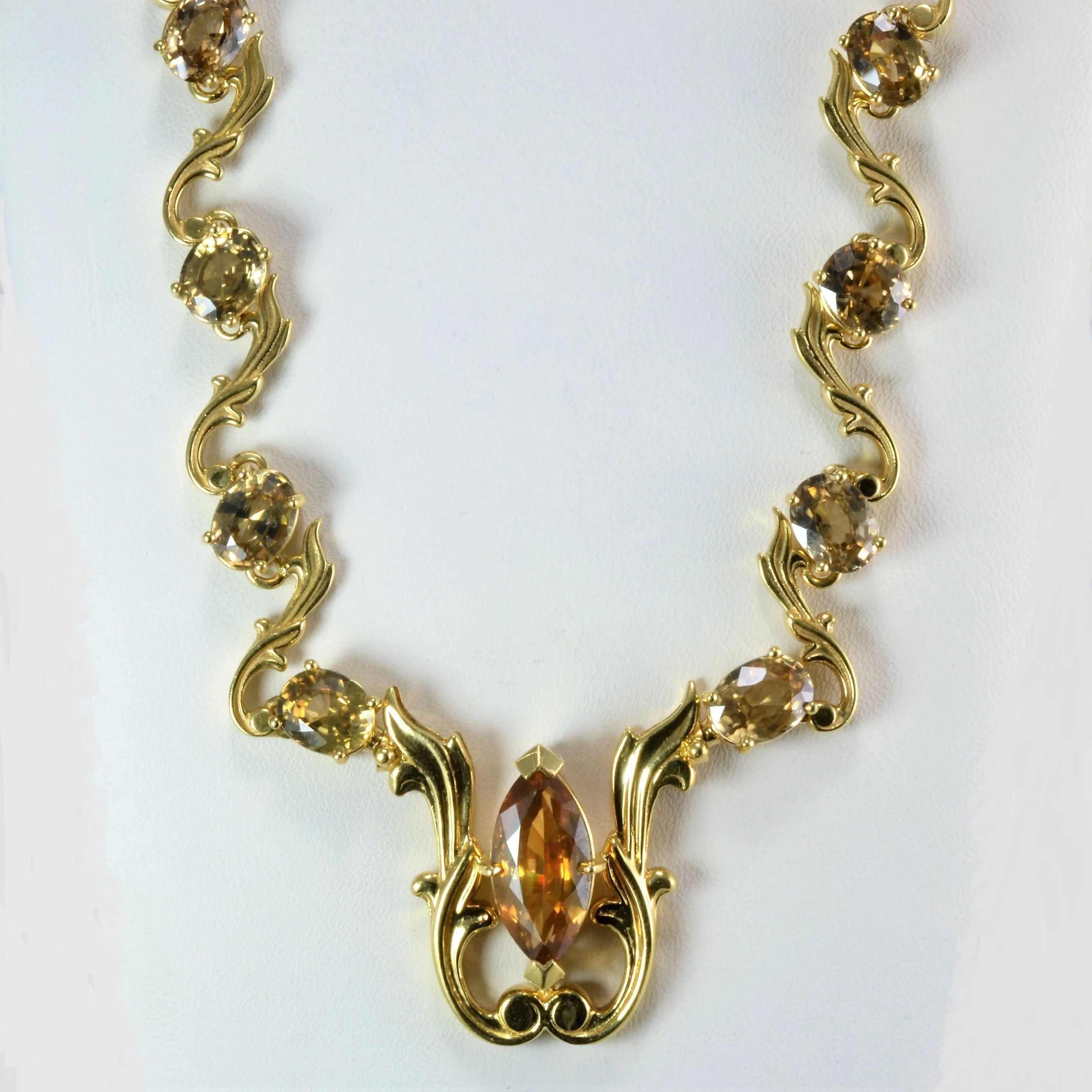 'George Lederman' Vintage Natural Zircon 18k Gold Necklace | 18'' | 50.00ctw | Polished Contour Simple Glow