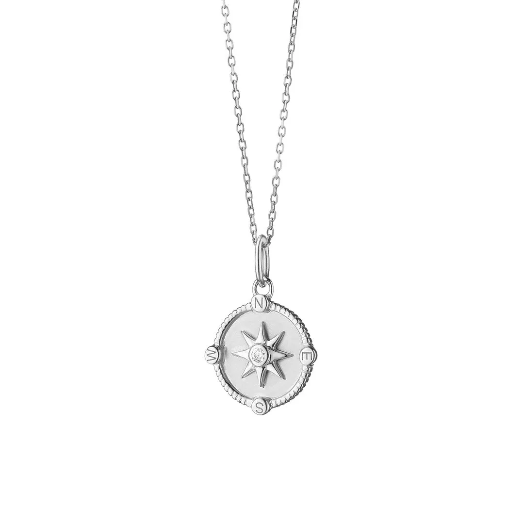 Lustrous Feature Chic Gifts Compass Star Moissanite Pendant Necklace