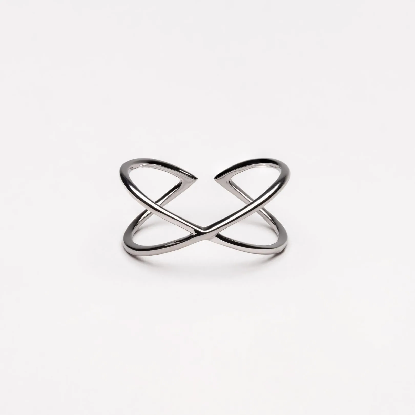 Lightweight Adornment Cross Ring