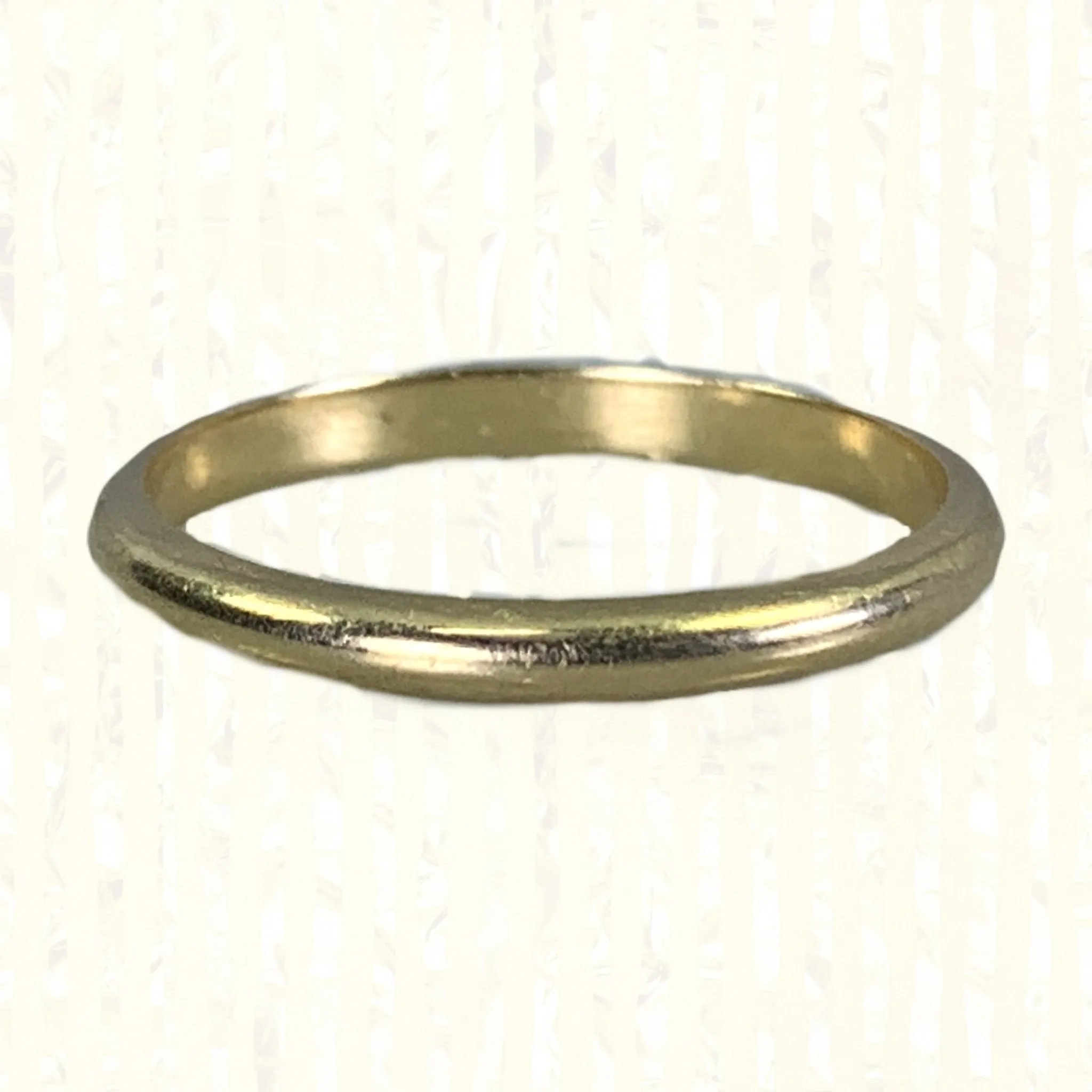 Vintage 1950s Gold Wedding Band by Keepsake in 14K Solid Yellow Gold. Perfect Stacking Ring. Exquisite Craft Popular Trend