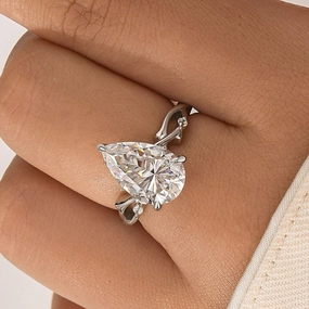 Refined Look 4.0Ct Pear Cut Twisted Willow Ring White Gold Moissanite Diamond Ring