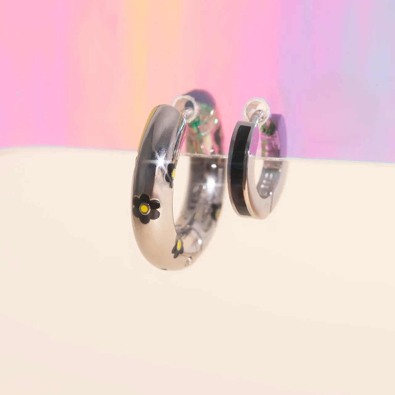 Luxurious Accessory Black & Yellow Daisy Stack Pack (2 item pairs)