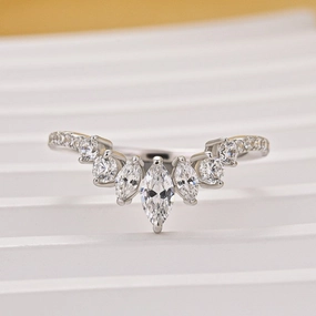 Vintage Marquise Cut & Round Cut Crown-Shaped Wedding Band In Sterling Silver Evening Outfit