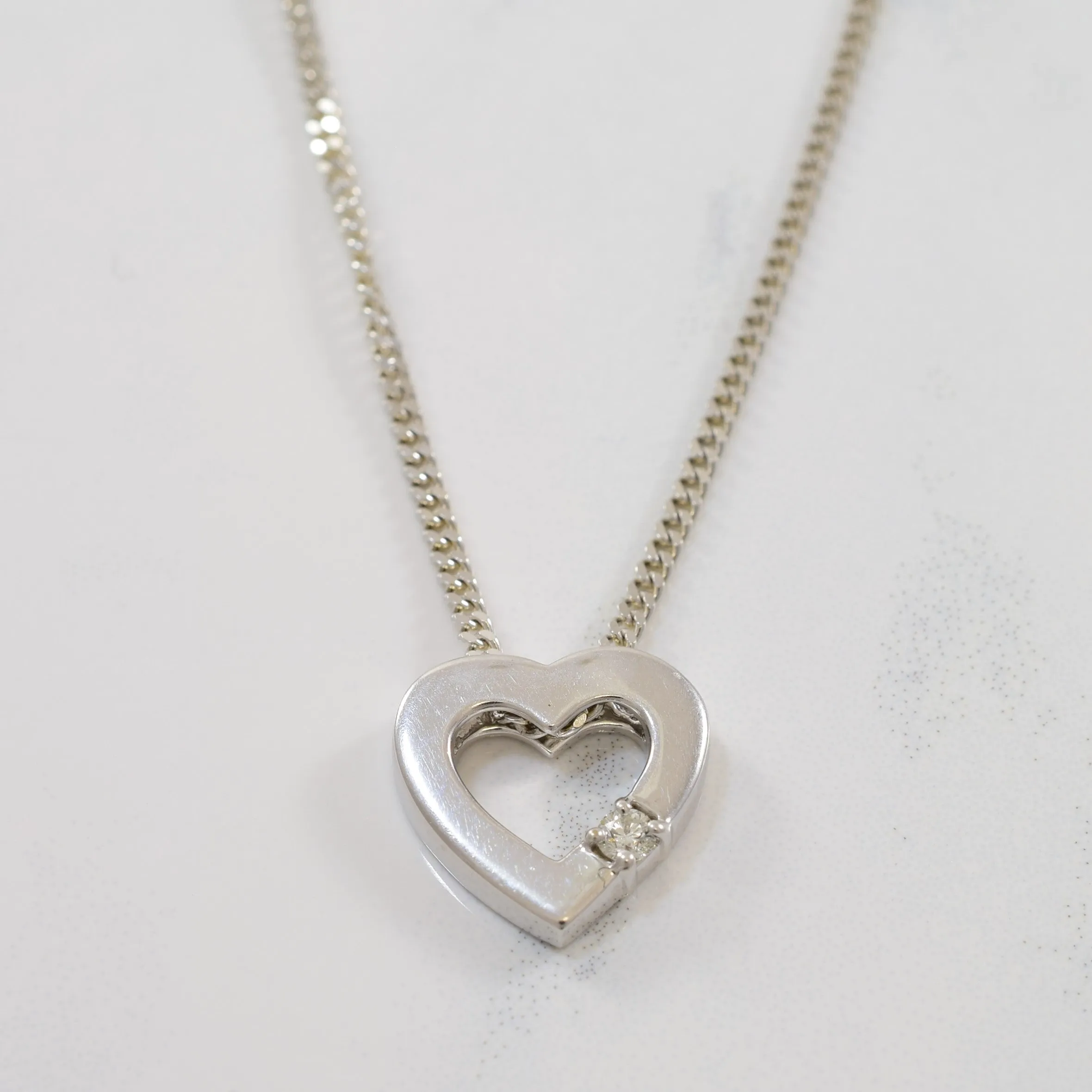 Chic Line Diamond Heart Necklace | 0.05ct | 18" |