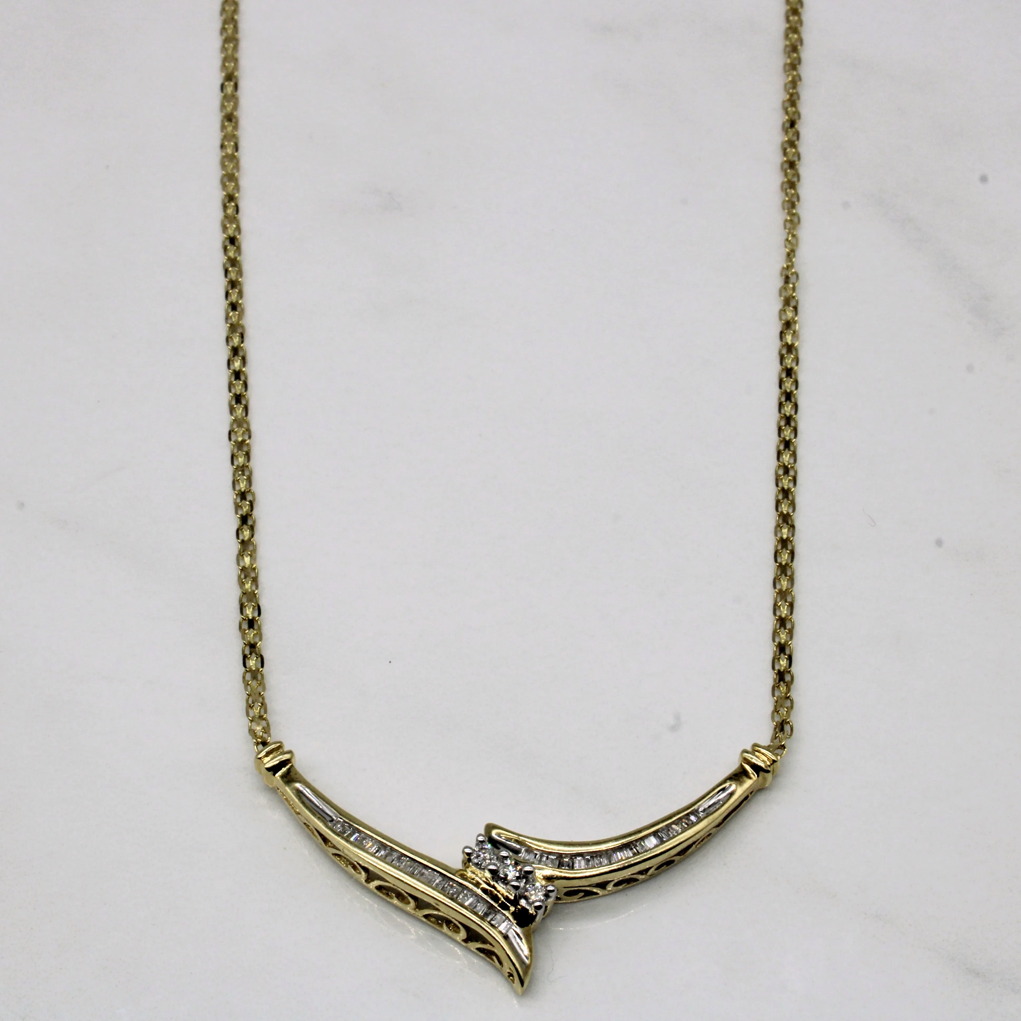 Diamond Scoop Necklace | 0.25ctw | 17" | Finest Craft