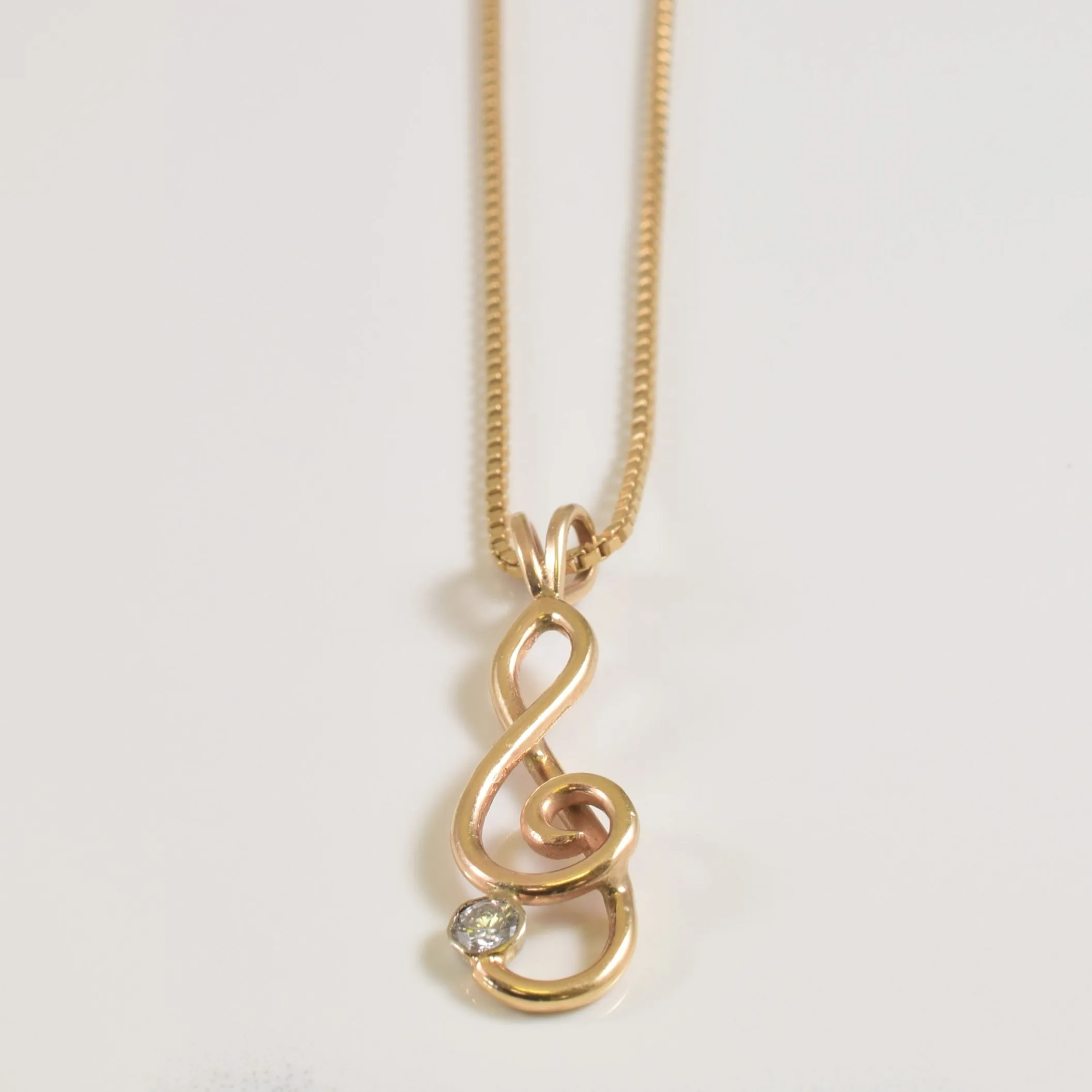 Sparkle Surface Diamond Treble Clef Necklace | 0.10ct | 18" |