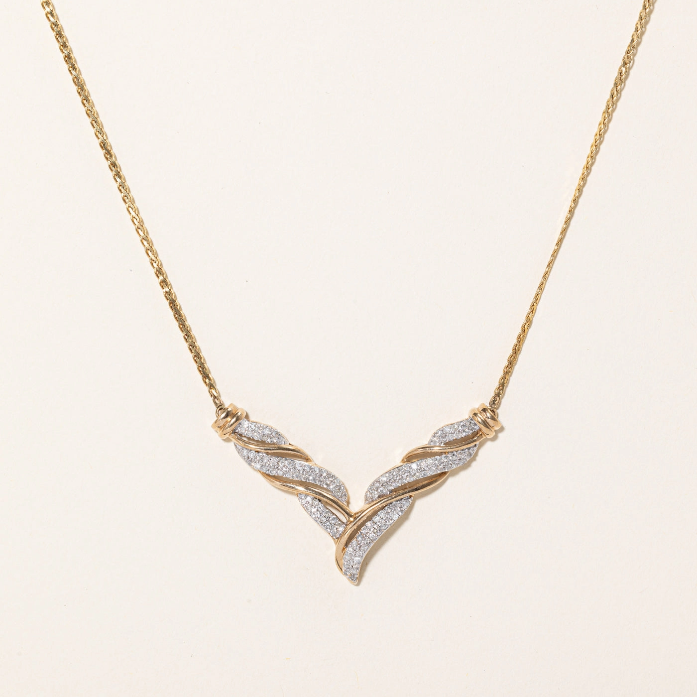 Diamond Scoop Pendant Necklace | 0.69ctw | 17" | Highlight Edge