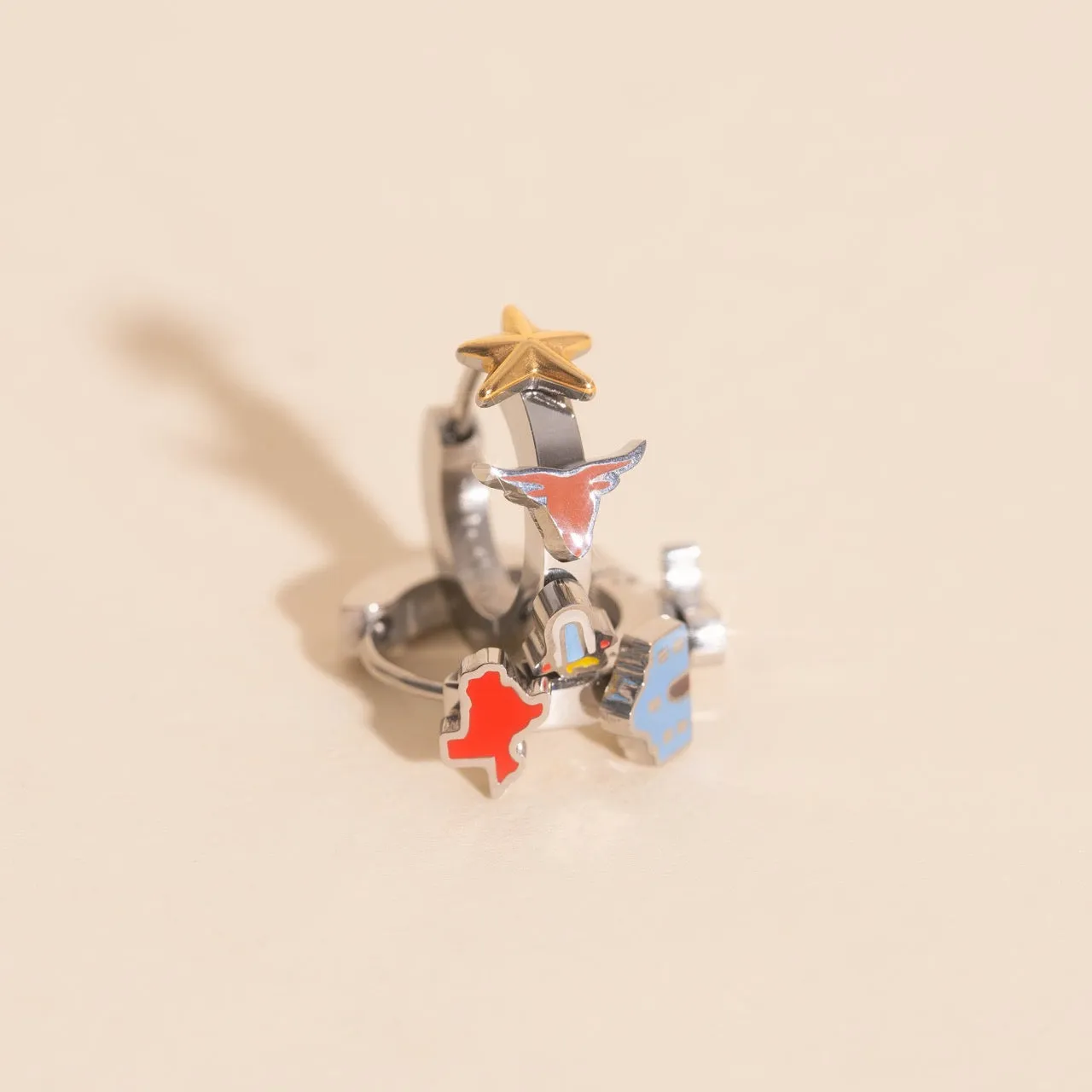 Texas 3D Huggie Hoop Earrings Sturdy Feature