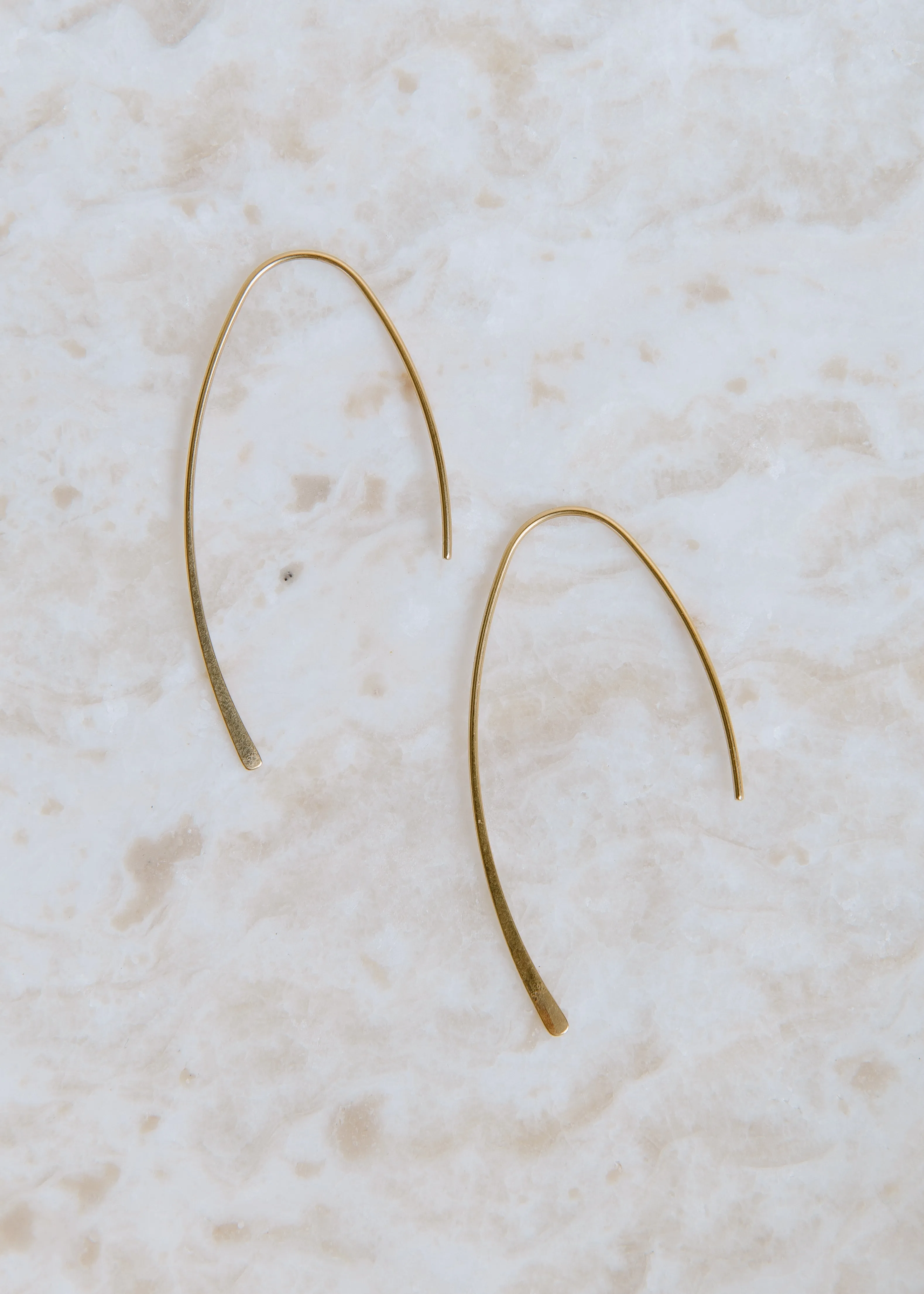 Elegant Jewelry Cast A Line Earring - Gold