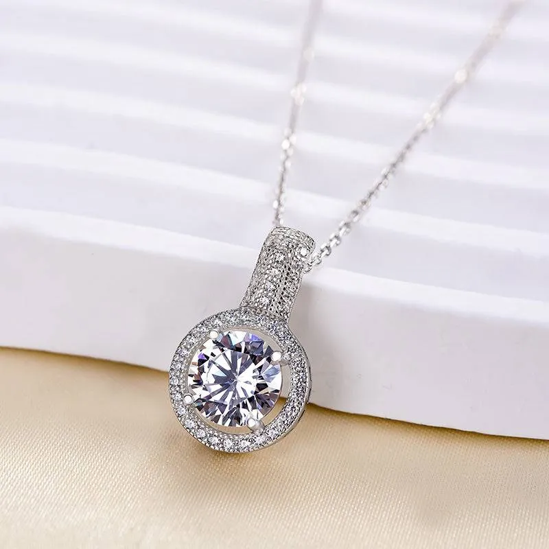 Halo White Gold Classic Round Cut Women's Pendant Necklace In Sterling Silver Glamour Accessory