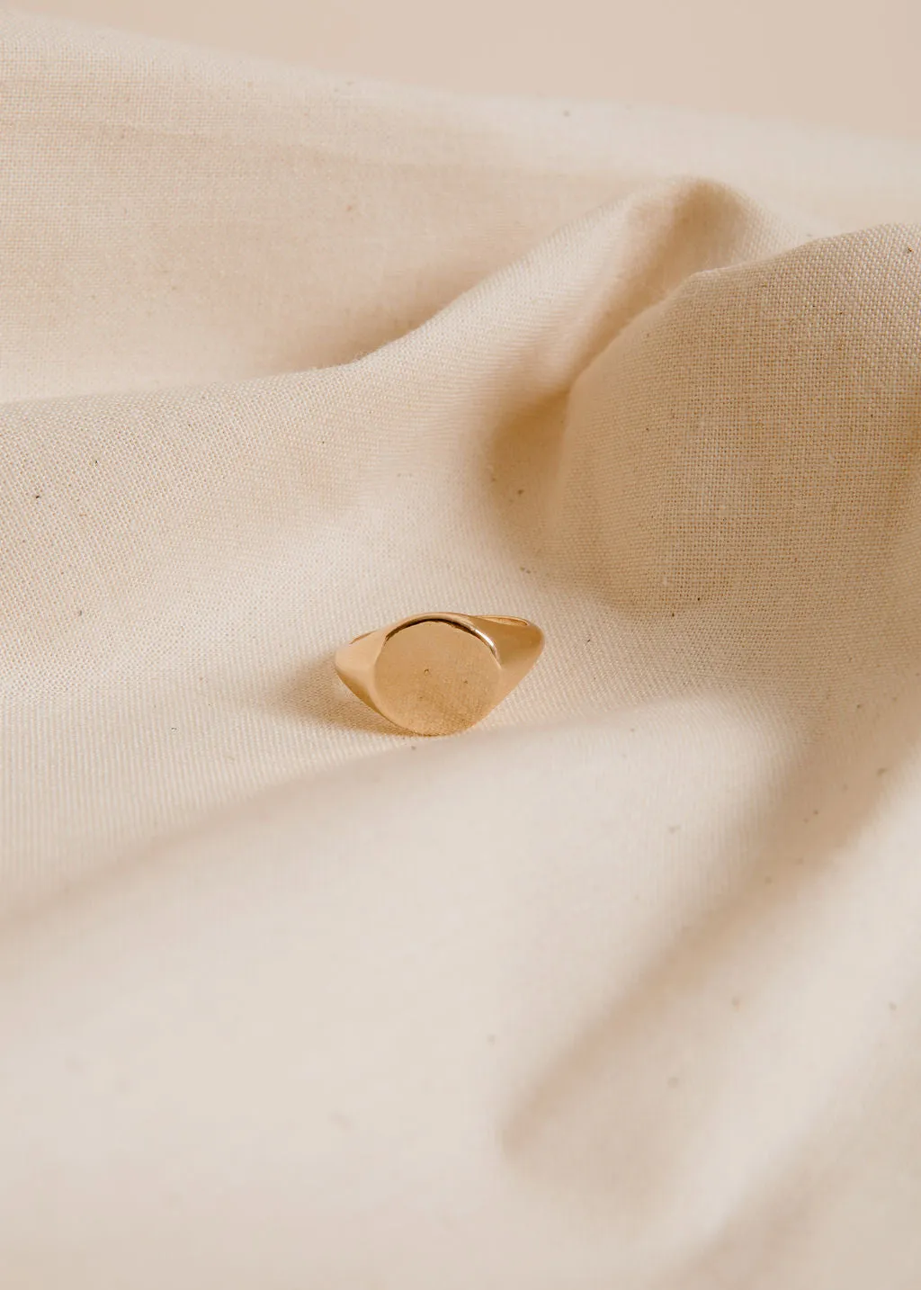 Emma Ring Wide Distribution Luxury Design