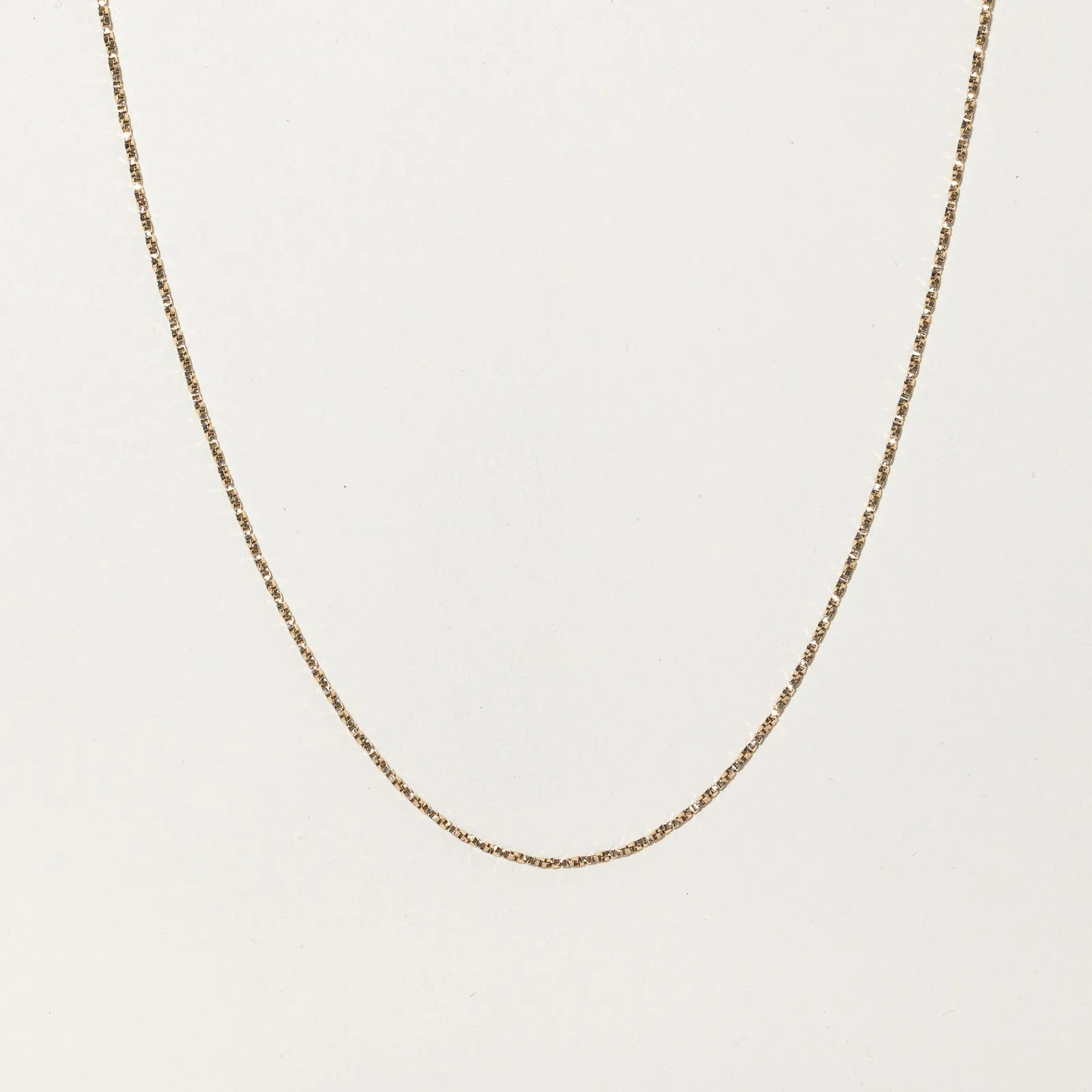 Luxury Vibe 10k Yellow Gold Box Link Chain | 18" |