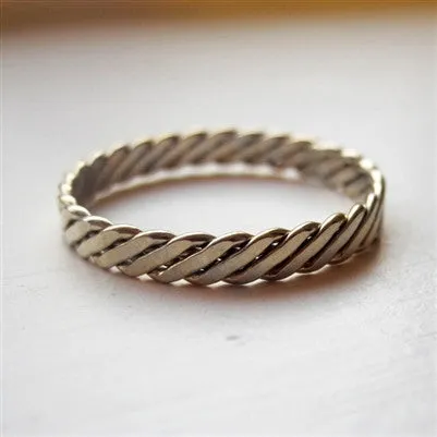 Artistic Ornament Elegant Look MILLED BAND