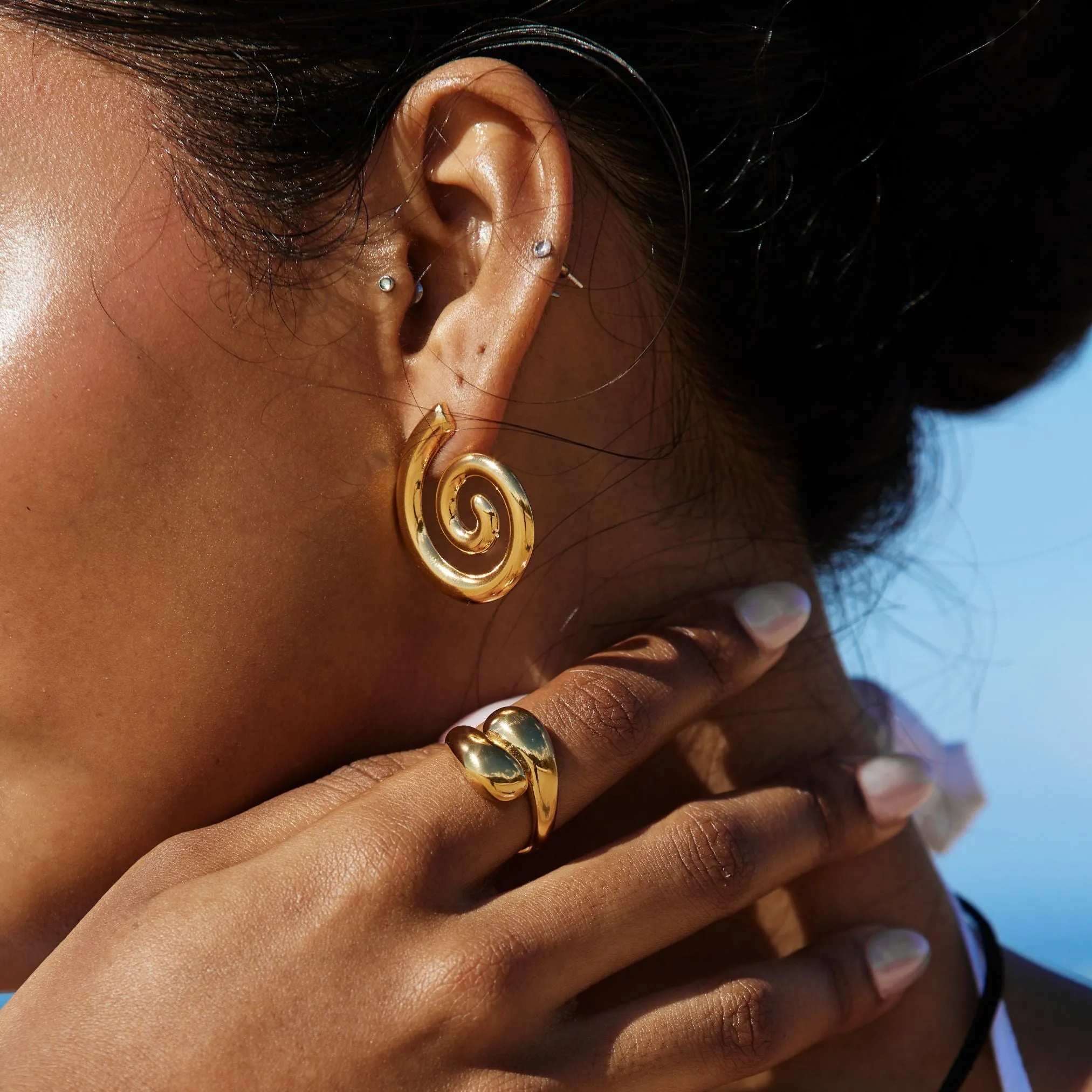 Double Twist Ring Delicate Product