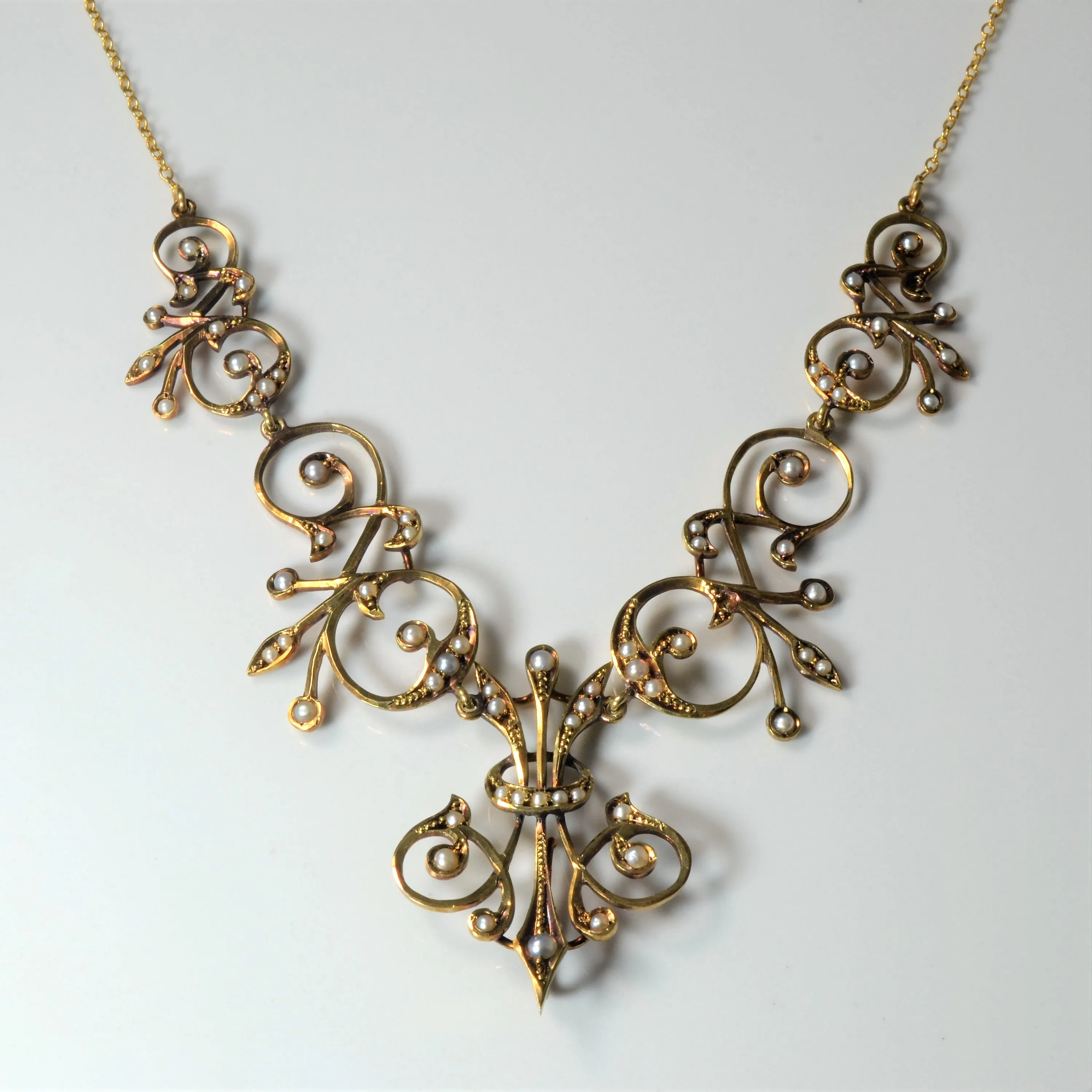 Evening Glam Victorian Fleur de Lis Seed Pearl Necklace | 16" |