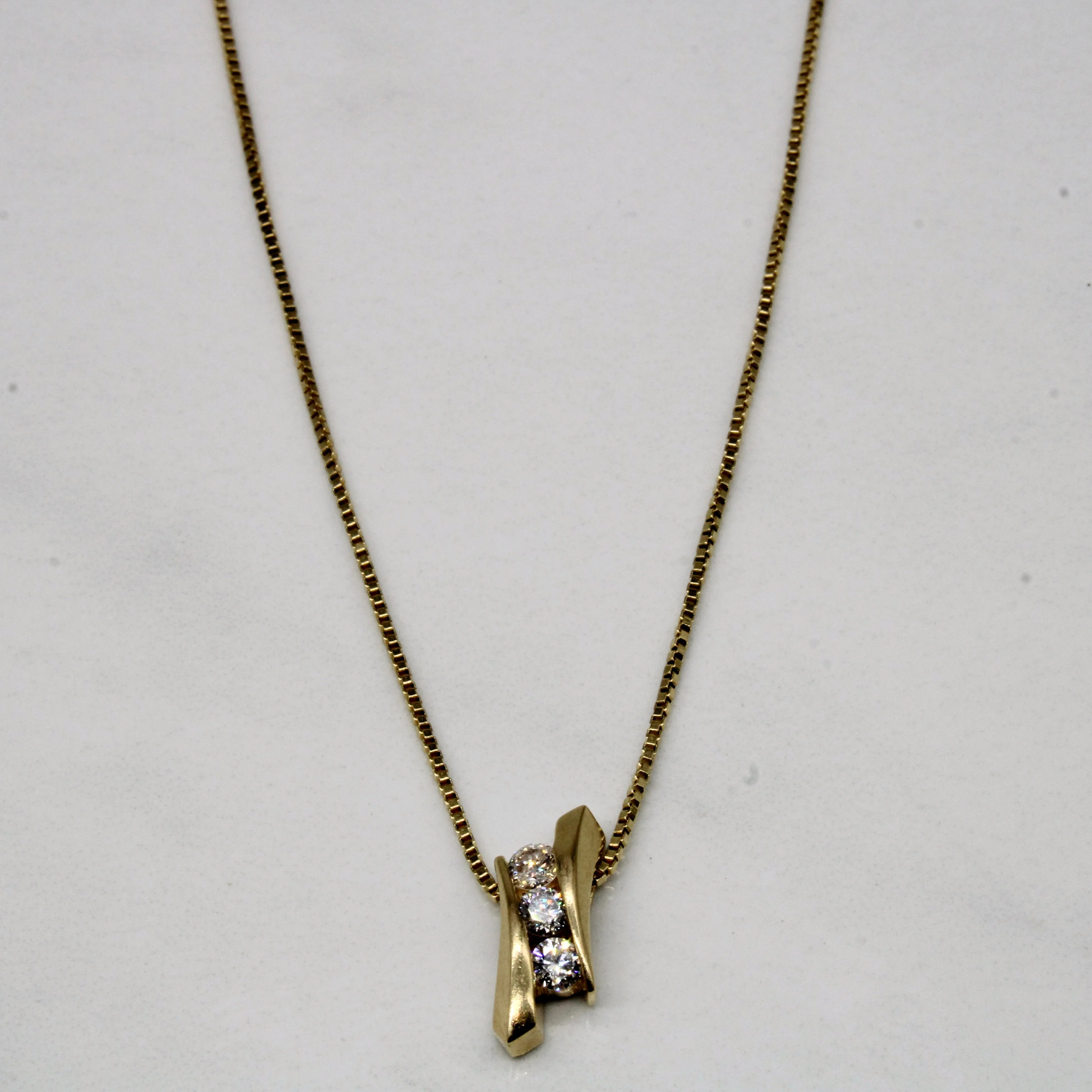 Diamond Three Stone Necklace | 0.25ctw | 18" | Formal Attire