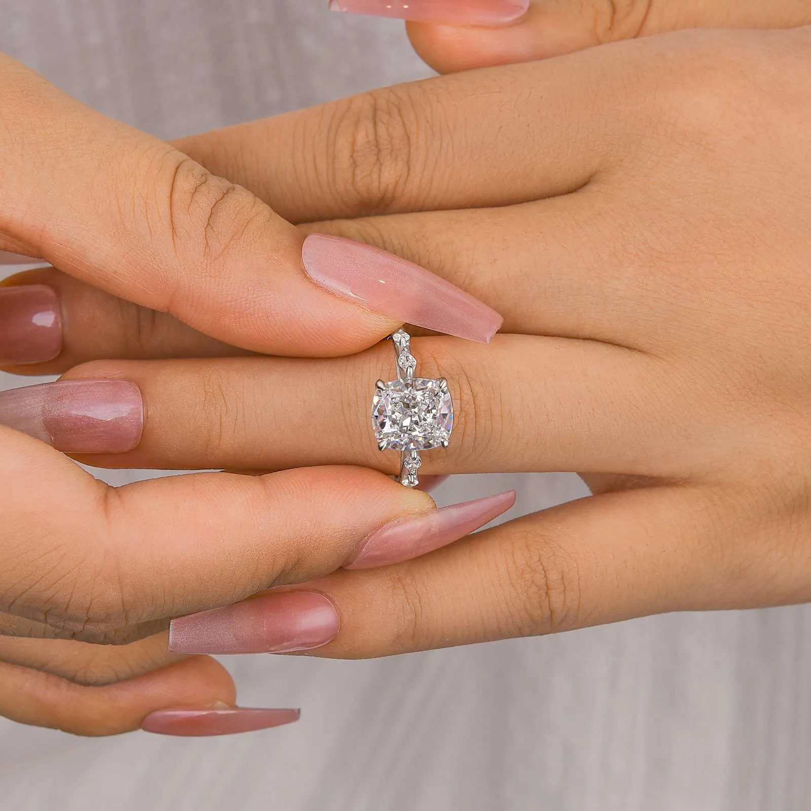 Graceful Accessory Louily Exquisite Crushed Ice Cushion Cut Engagement Ring