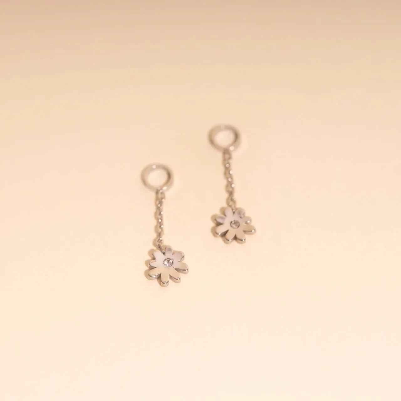 Pearlescent Jewelry Flower Dangle Huggie Hoop Charms