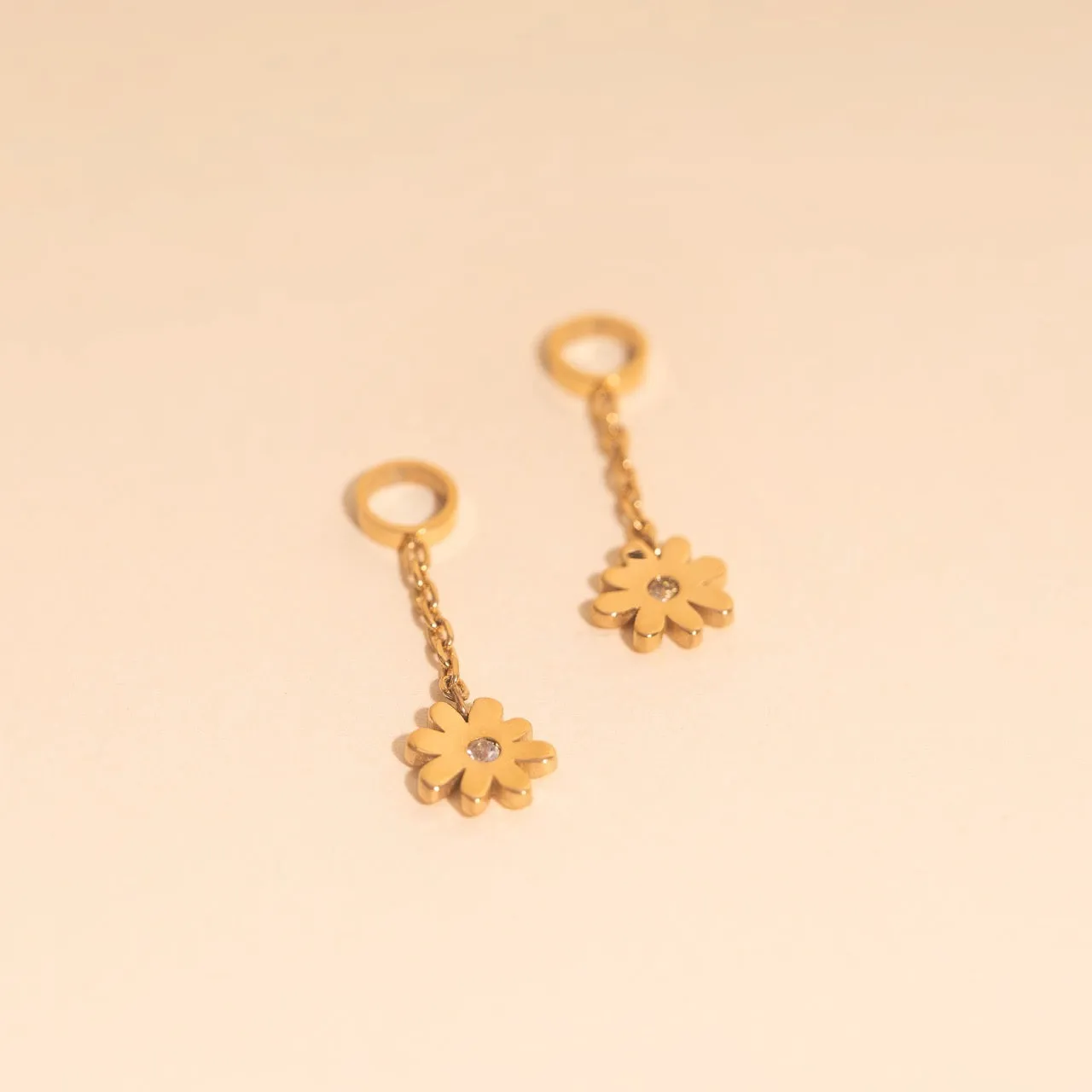 Graceful Embellishment Industrial Piece Flower Dangle Huggie Hoop Charms