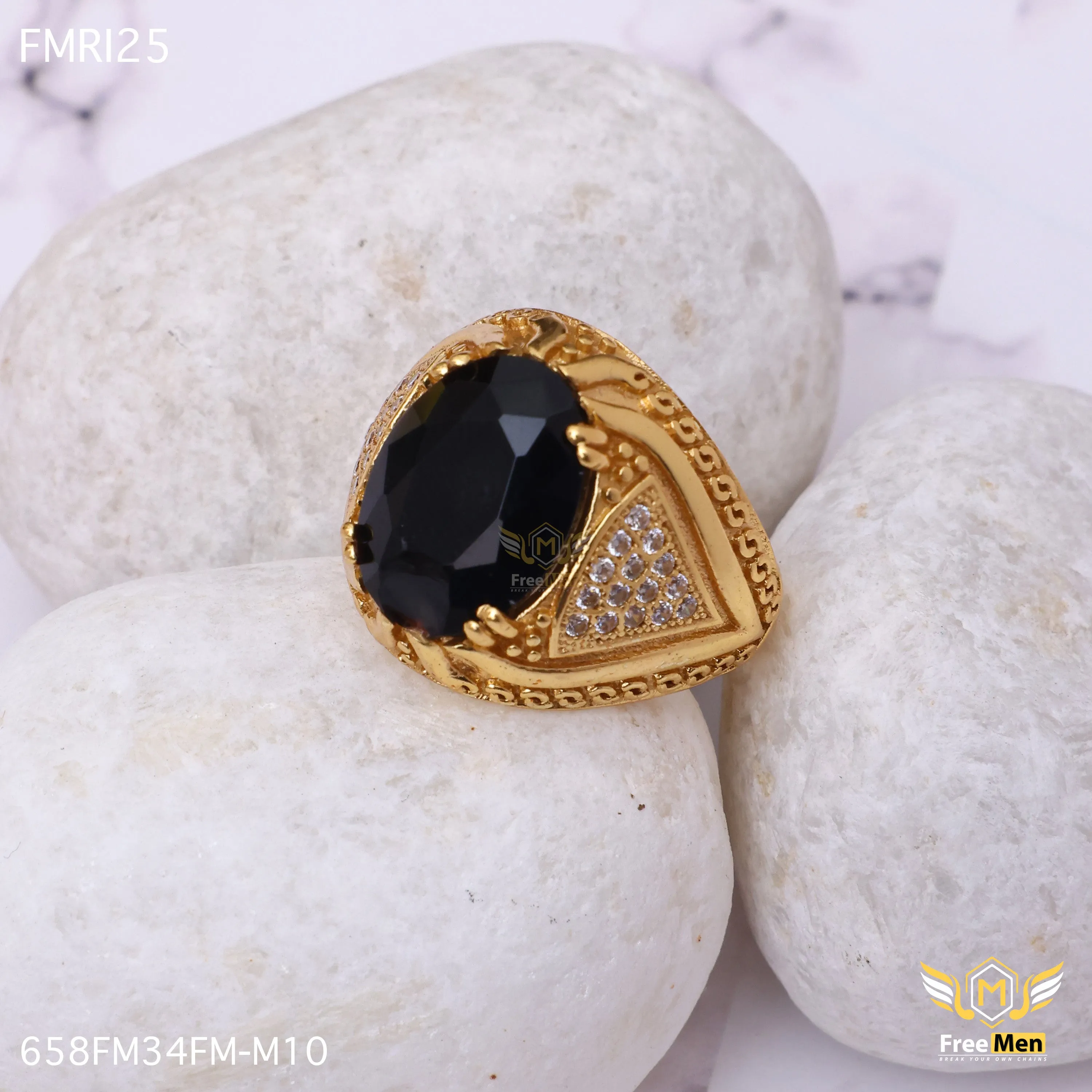 Wonderful Adornment Freemen Oviform Black AD Design Golden Ring - FMRI25