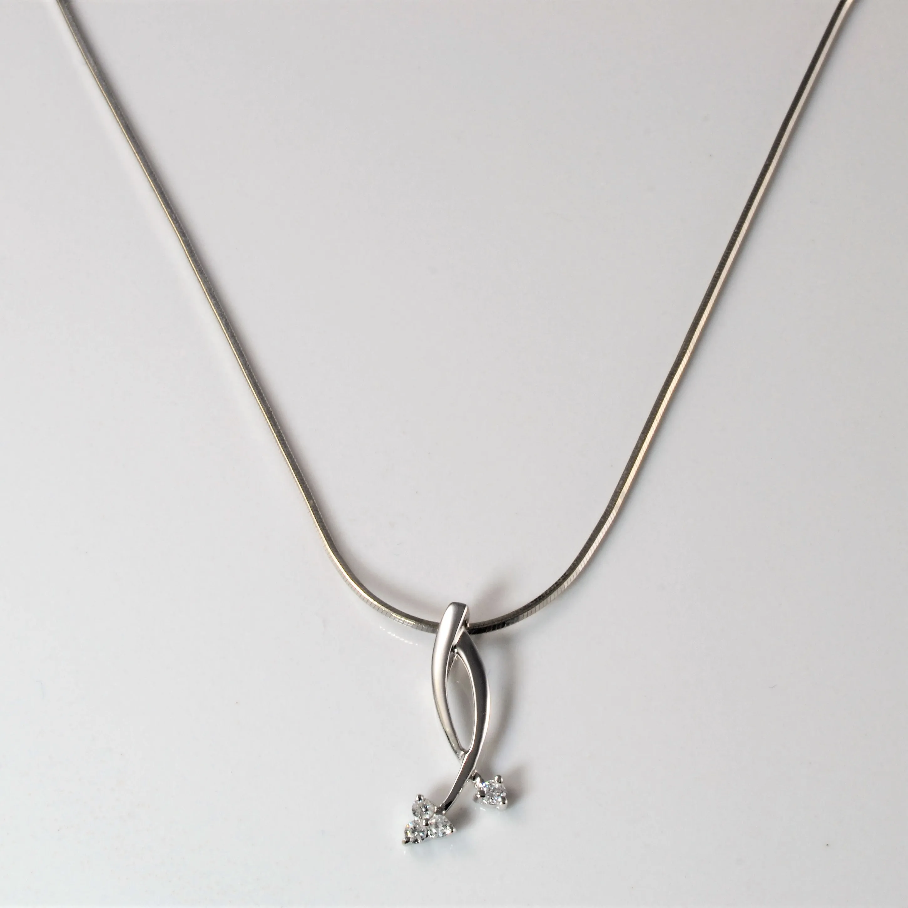 Opulent Touch Twisted Diamond Necklace | 0.10ctw | 18" |