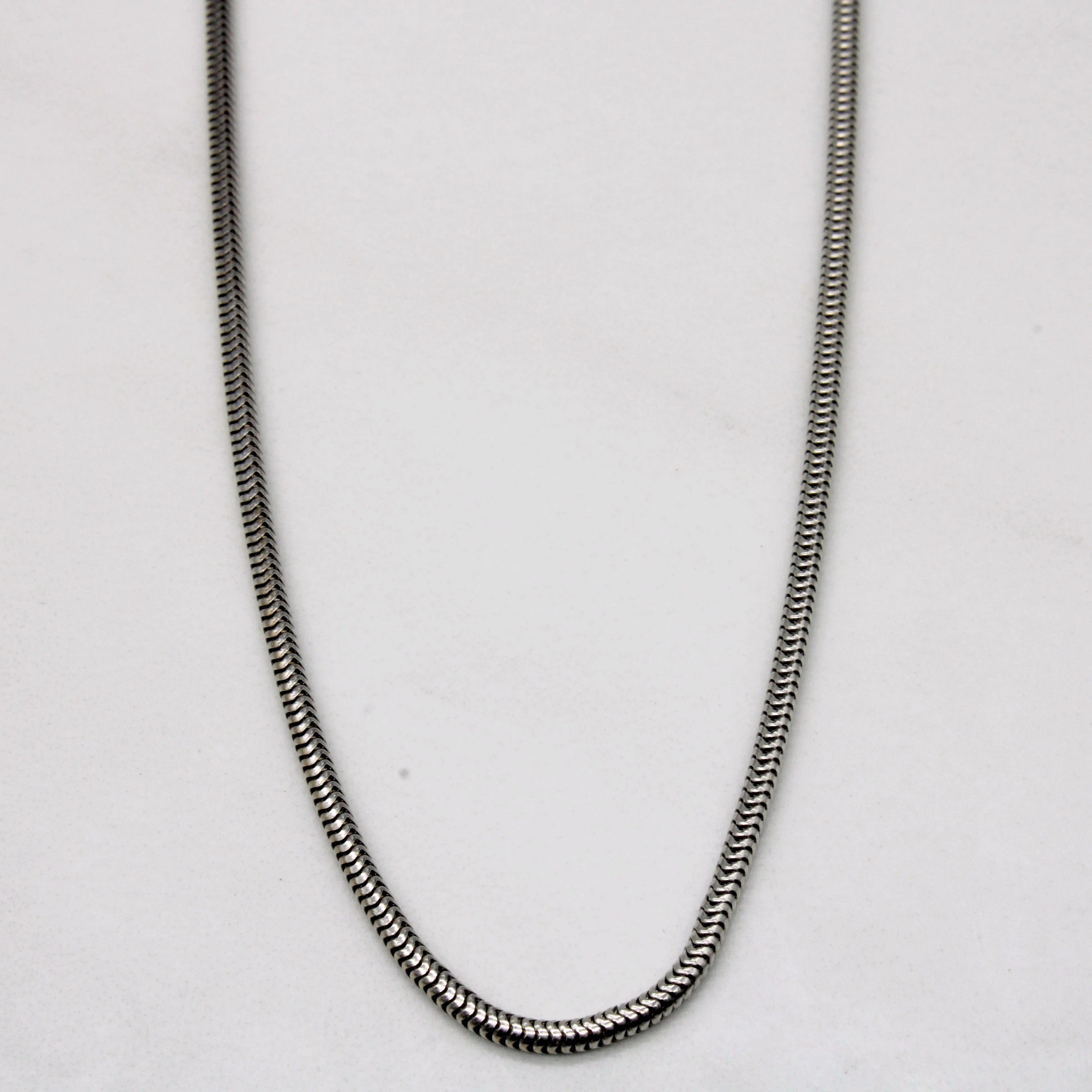 Shimmering Highlight Radiant Shine Finish 14k White Gold Tube Chain | 21" |