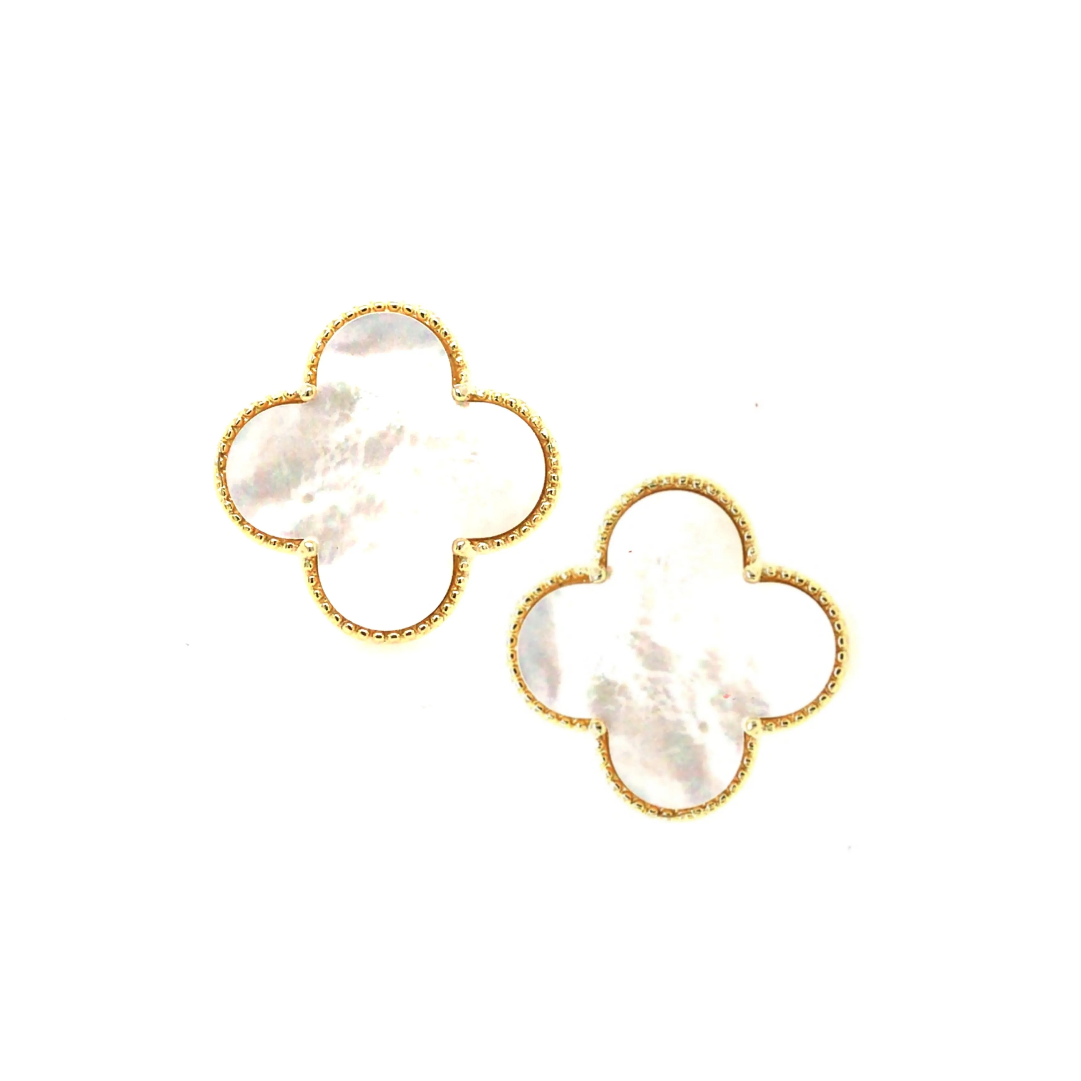 Exquisite Choice Sterling Silver Medium Clover Stud Earrings
