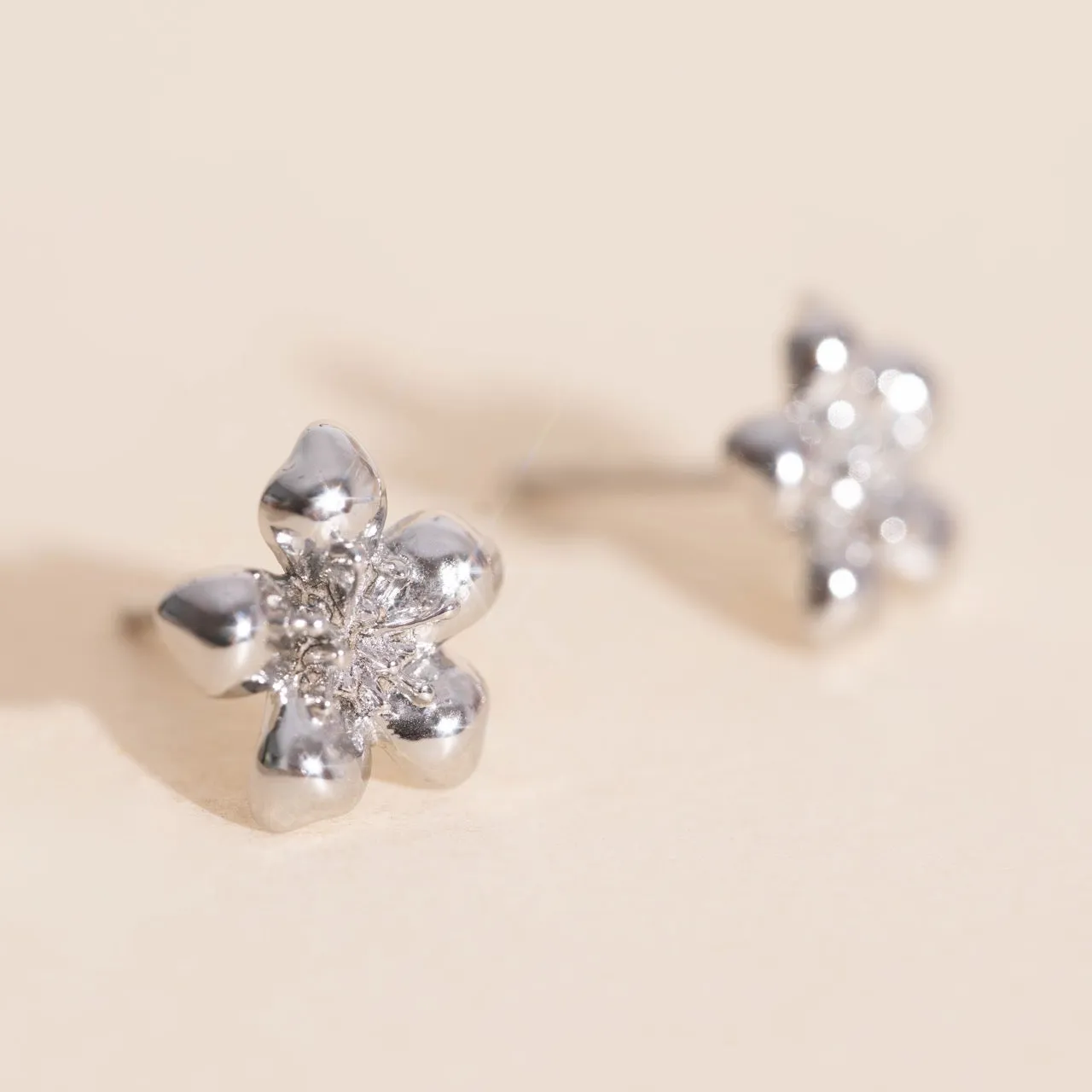 High-Quality Essential Luxurious Feature Mini Hibiscus Stud Earrings