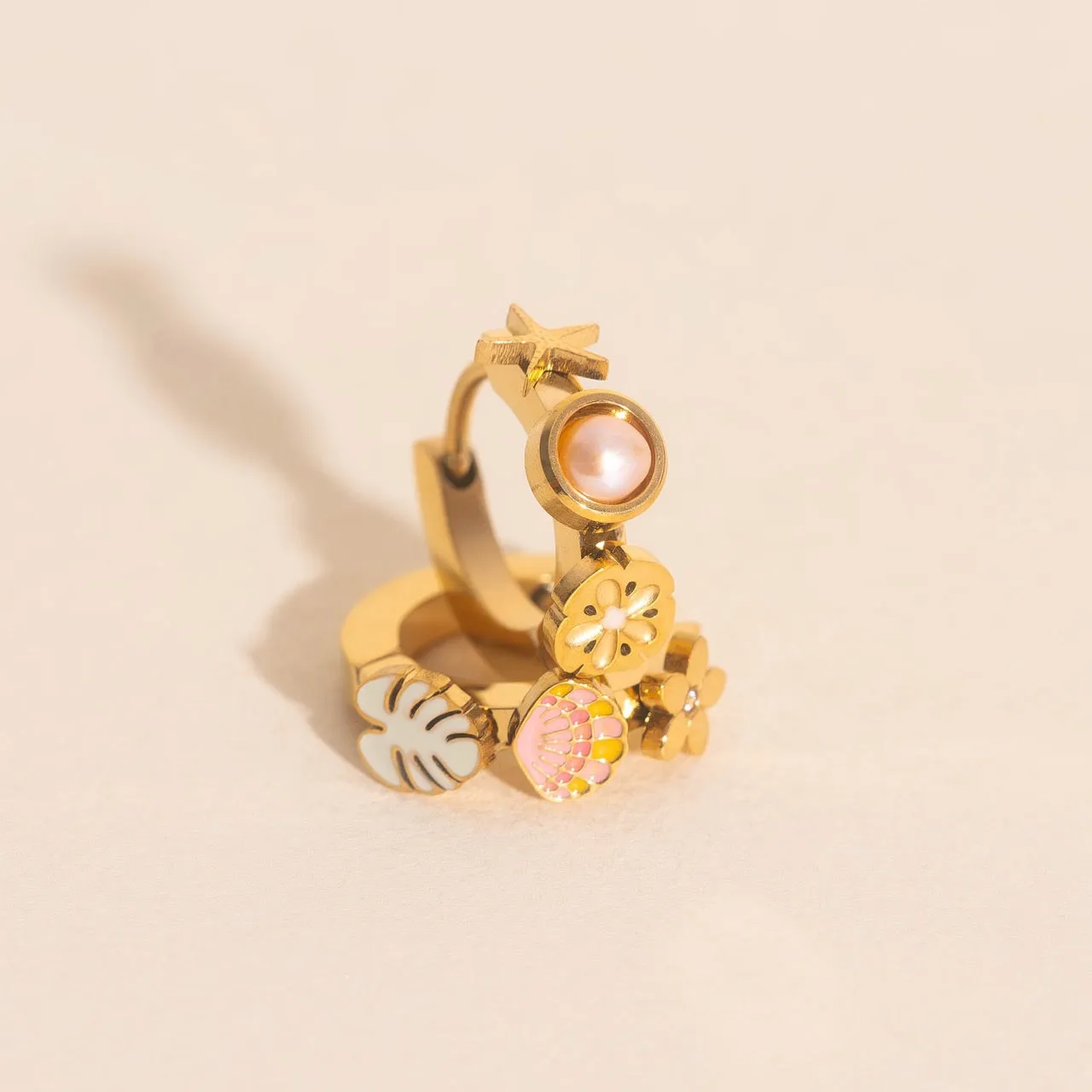 Fashionable Selection Hawaii 3D Huggie Hoop Earrings