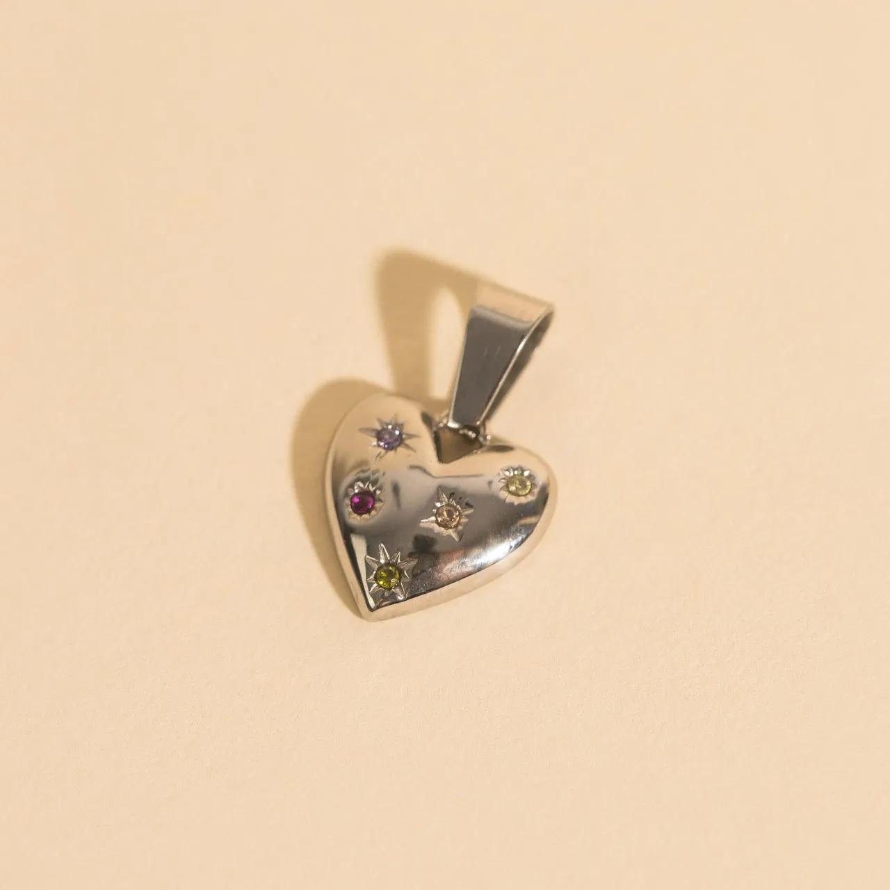Gorgeous Adornment Fresh Look Heart Necklace Charm