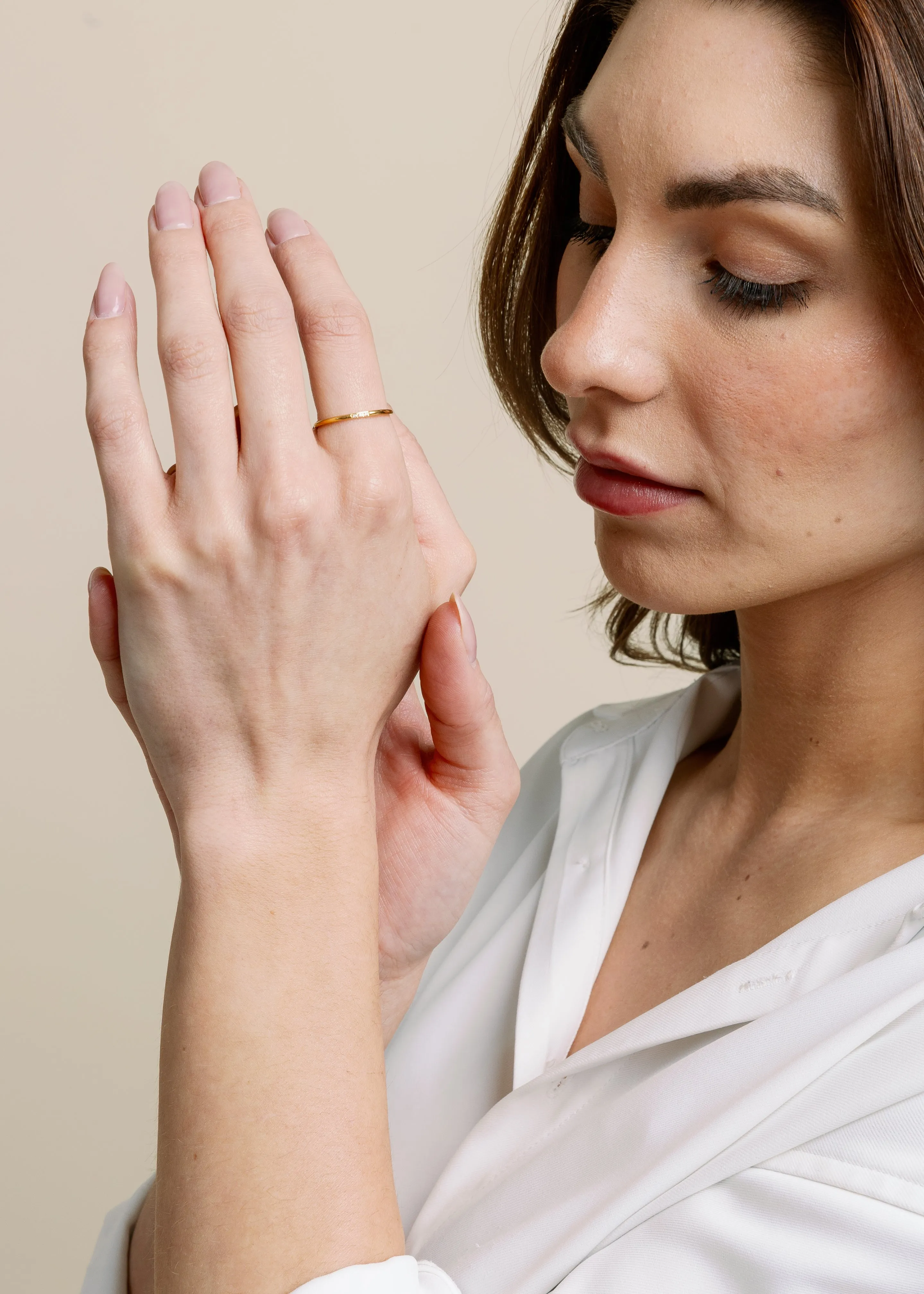 Symmetrical design Classic Statement Heavenly Haven Ring