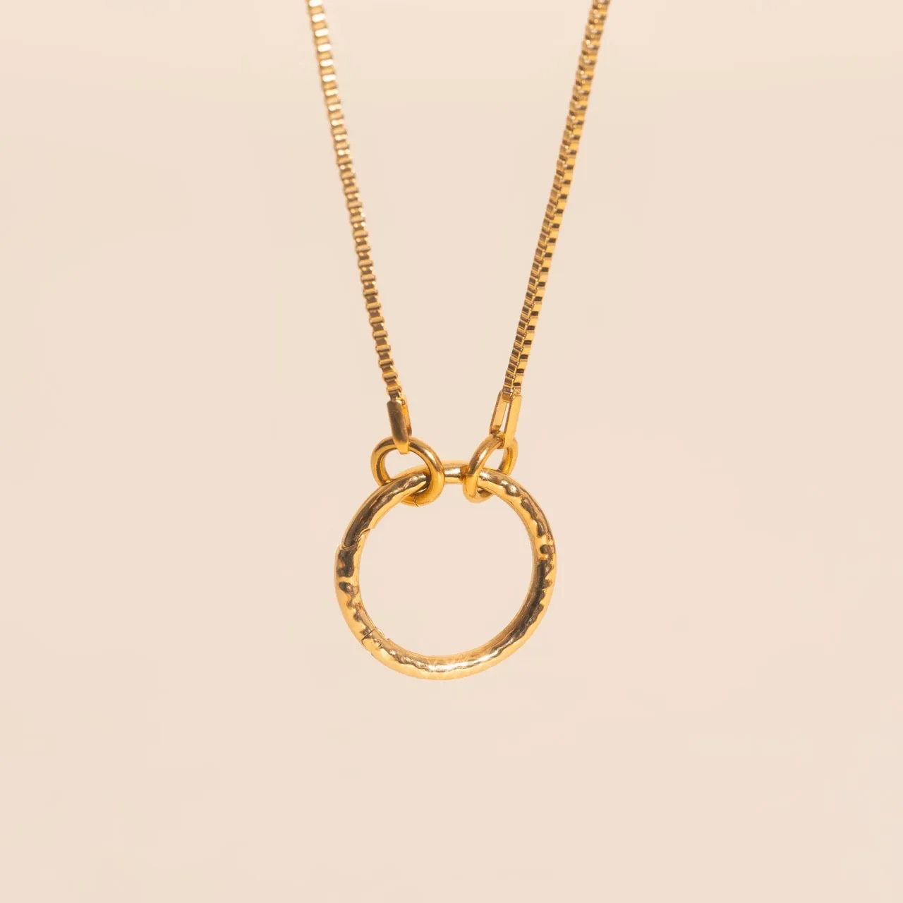 Classic Piece Hammered Circle Necklace Charm Clasp (18mm)