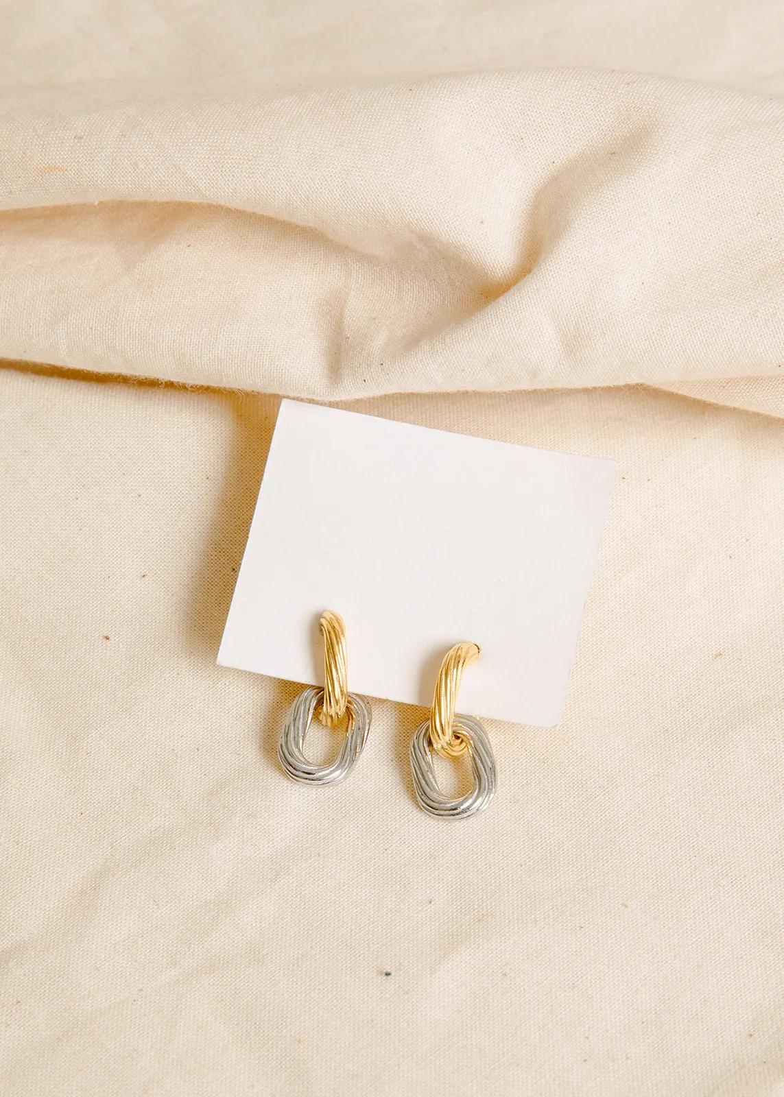 Arya Chain Earrings Radiant Aesthetic Stunning Aesthetic