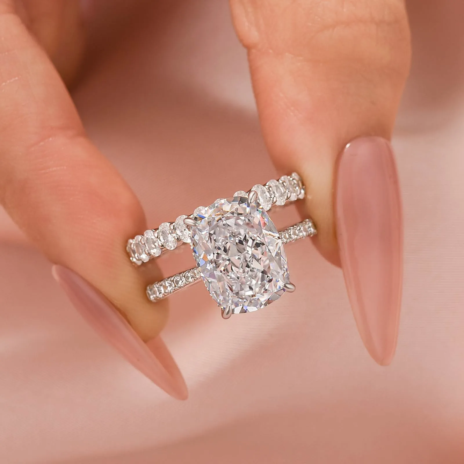 Louily 5.5 Carat Cushion Cut Wedding Ring Set With Oval Cut Wide Wedding Band Delicate Design Fresh Pair