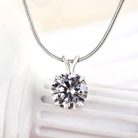 Glittering Details Louily Bright Round Cut Necklace